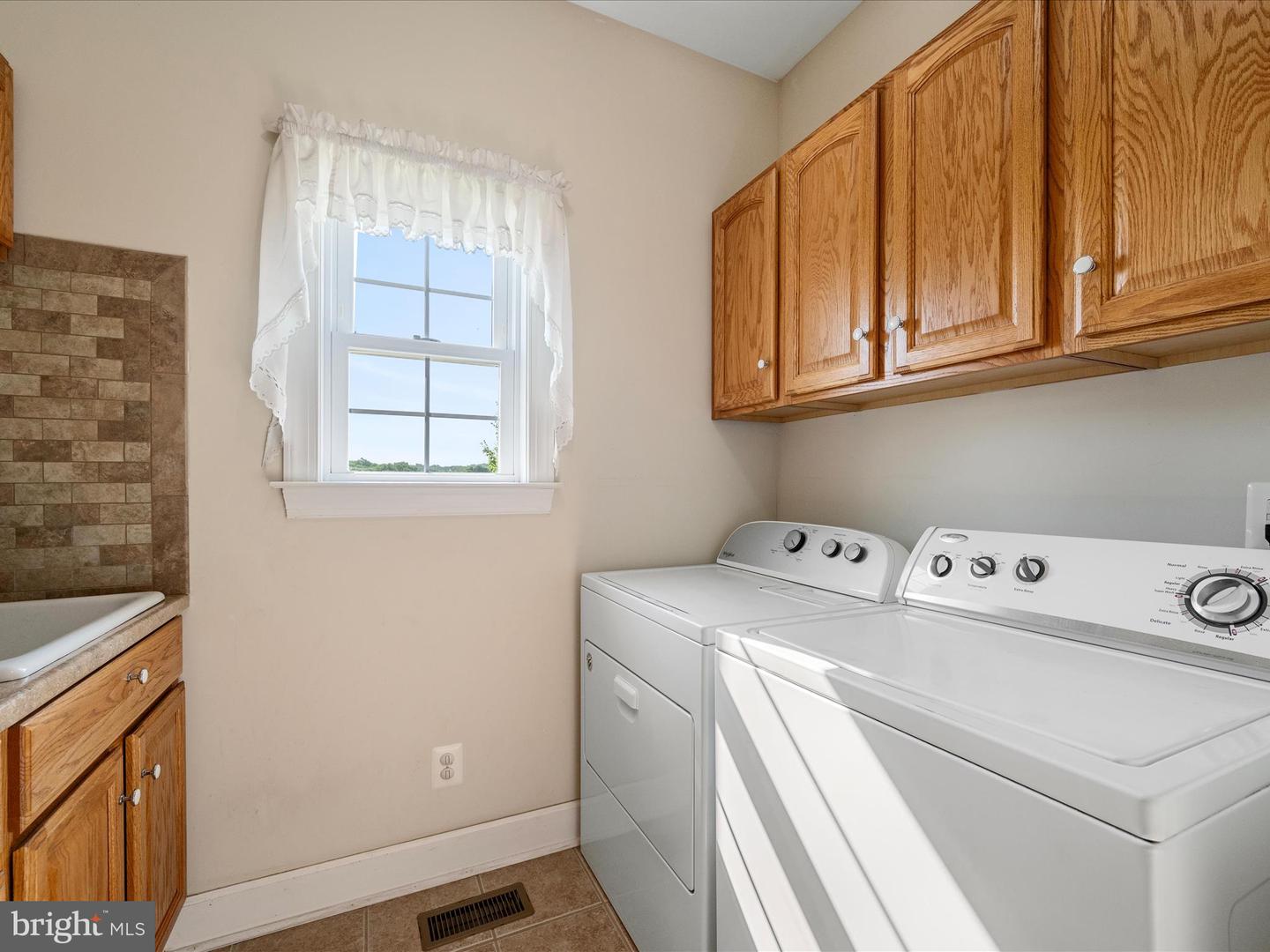 78 OLD GRADE RD, STRASBURG, Virginia 22657, 3 Bedrooms Bedrooms, ,3 BathroomsBathrooms,Residential,For sale,78 OLD GRADE RD,VASH2011584 MLS # VASH2011584