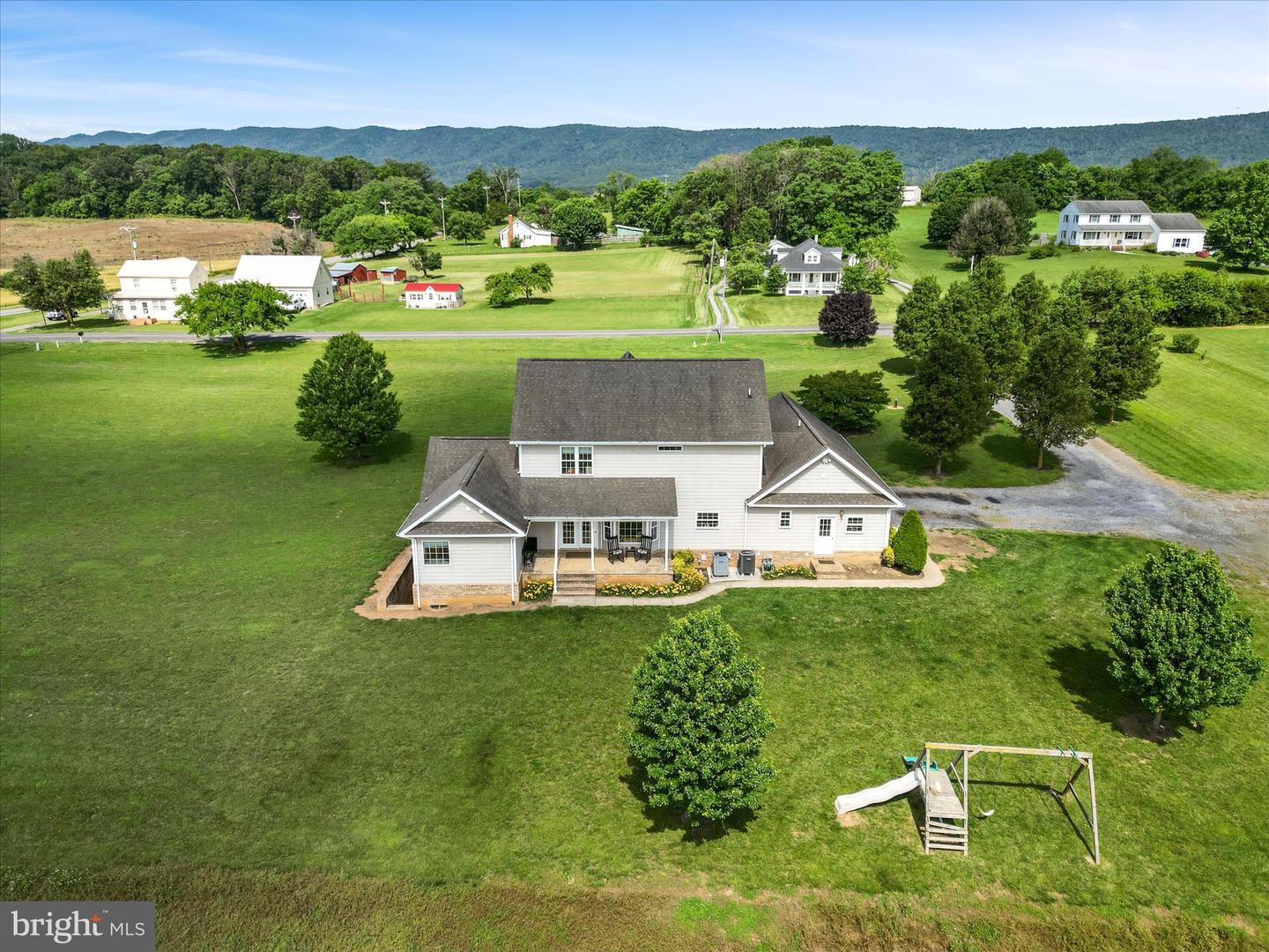 78 OLD GRADE RD, STRASBURG, Virginia 22657, 3 Bedrooms Bedrooms, ,3 BathroomsBathrooms,Residential,For sale,78 OLD GRADE RD,VASH2011584 MLS # VASH2011584
