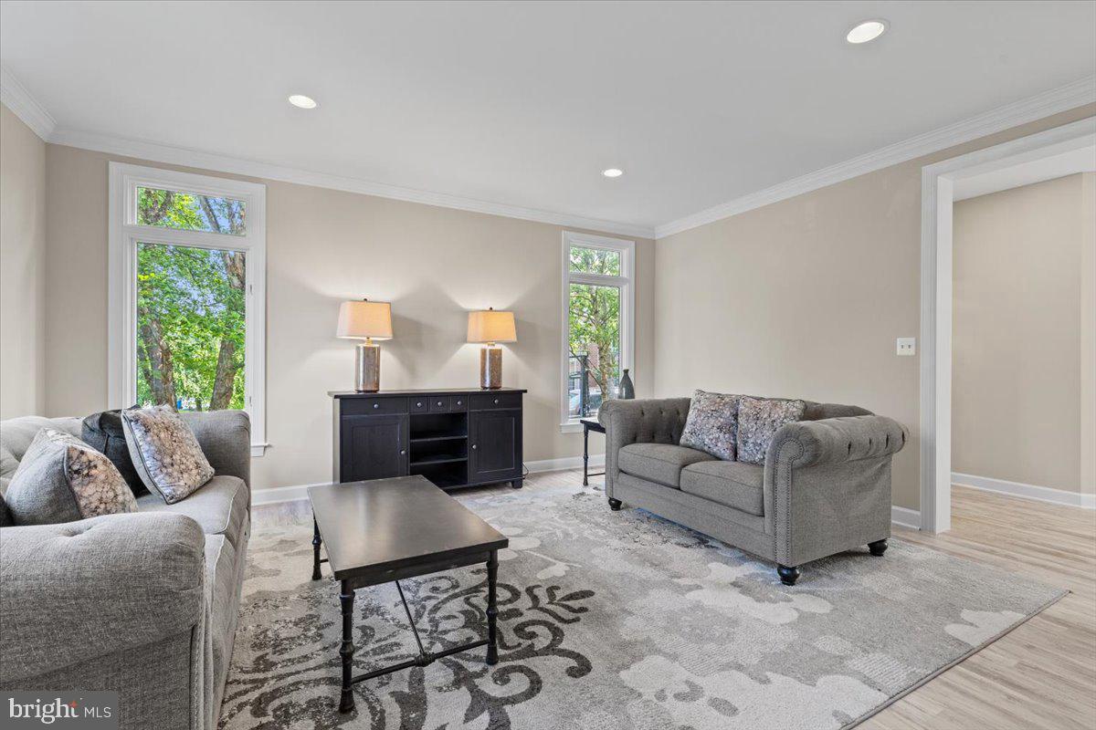 20428 CRIMSON PL, LEESBURG, Virginia 20175, 7 Bedrooms Bedrooms, ,5 BathroomsBathrooms,Residential,For sale,20428 CRIMSON PL,VALO2098168 MLS # VALO2098168