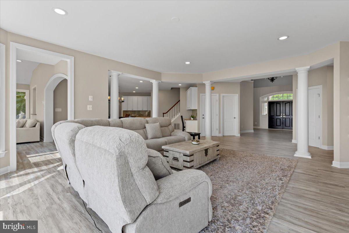 20428 CRIMSON PL, LEESBURG, Virginia 20175, 7 Bedrooms Bedrooms, ,5 BathroomsBathrooms,Residential,For sale,20428 CRIMSON PL,VALO2098168 MLS # VALO2098168