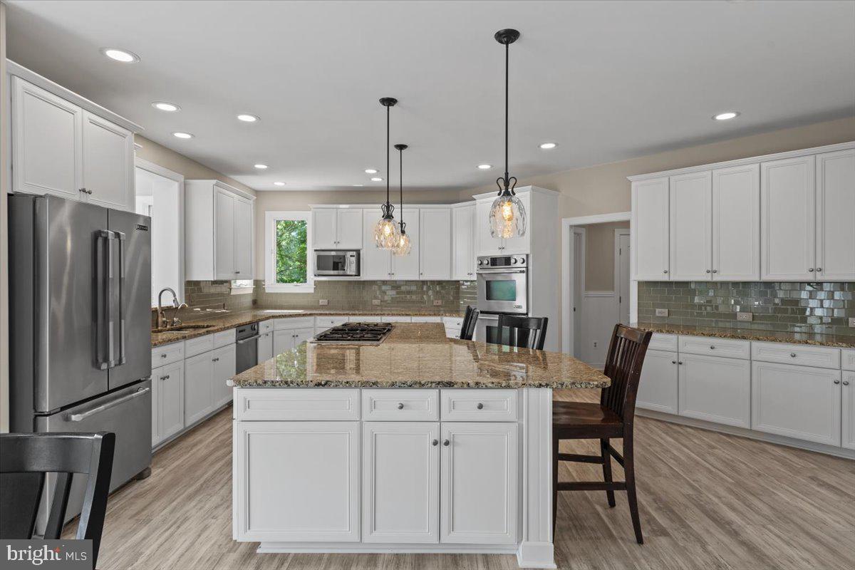 20428 CRIMSON PL, LEESBURG, Virginia 20175, 7 Bedrooms Bedrooms, ,5 BathroomsBathrooms,Residential,For sale,20428 CRIMSON PL,VALO2098168 MLS # VALO2098168