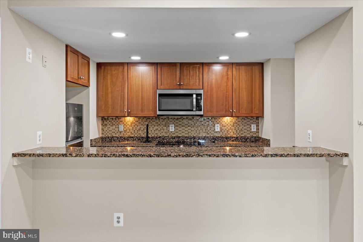 20428 CRIMSON PL, LEESBURG, Virginia 20175, 7 Bedrooms Bedrooms, ,5 BathroomsBathrooms,Residential,For sale,20428 CRIMSON PL,VALO2098168 MLS # VALO2098168