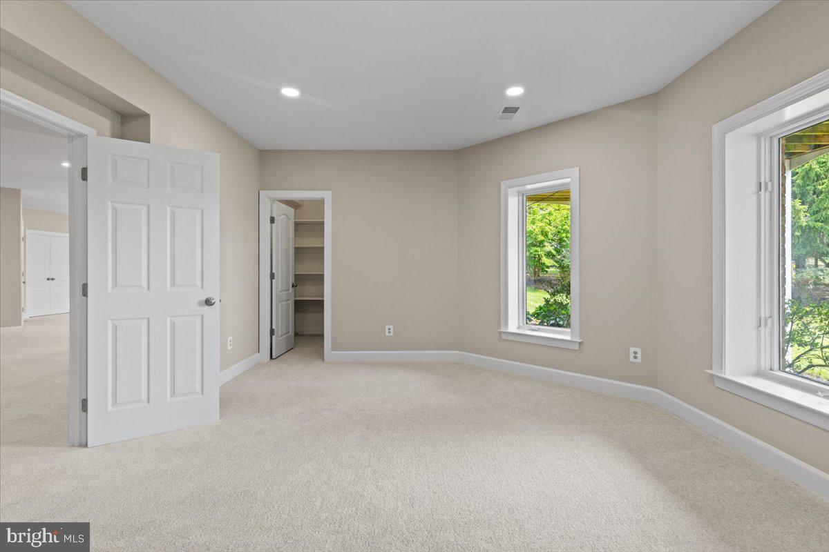 20428 CRIMSON PL, LEESBURG, Virginia 20175, 7 Bedrooms Bedrooms, ,5 BathroomsBathrooms,Residential,For sale,20428 CRIMSON PL,VALO2098168 MLS # VALO2098168