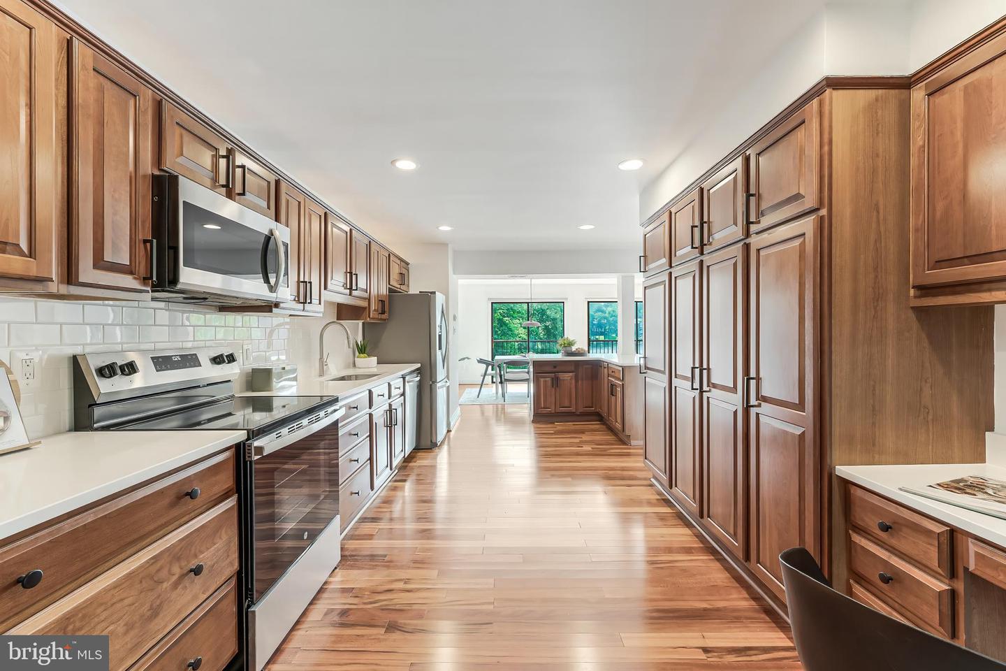 2127 CABOTS POINT LN, RESTON, Virginia 20191, 3 Bedrooms Bedrooms, ,3 BathroomsBathrooms,Residential,For sale,2127 CABOTS POINT LN,VAFX2244238 MLS # VAFX2244238