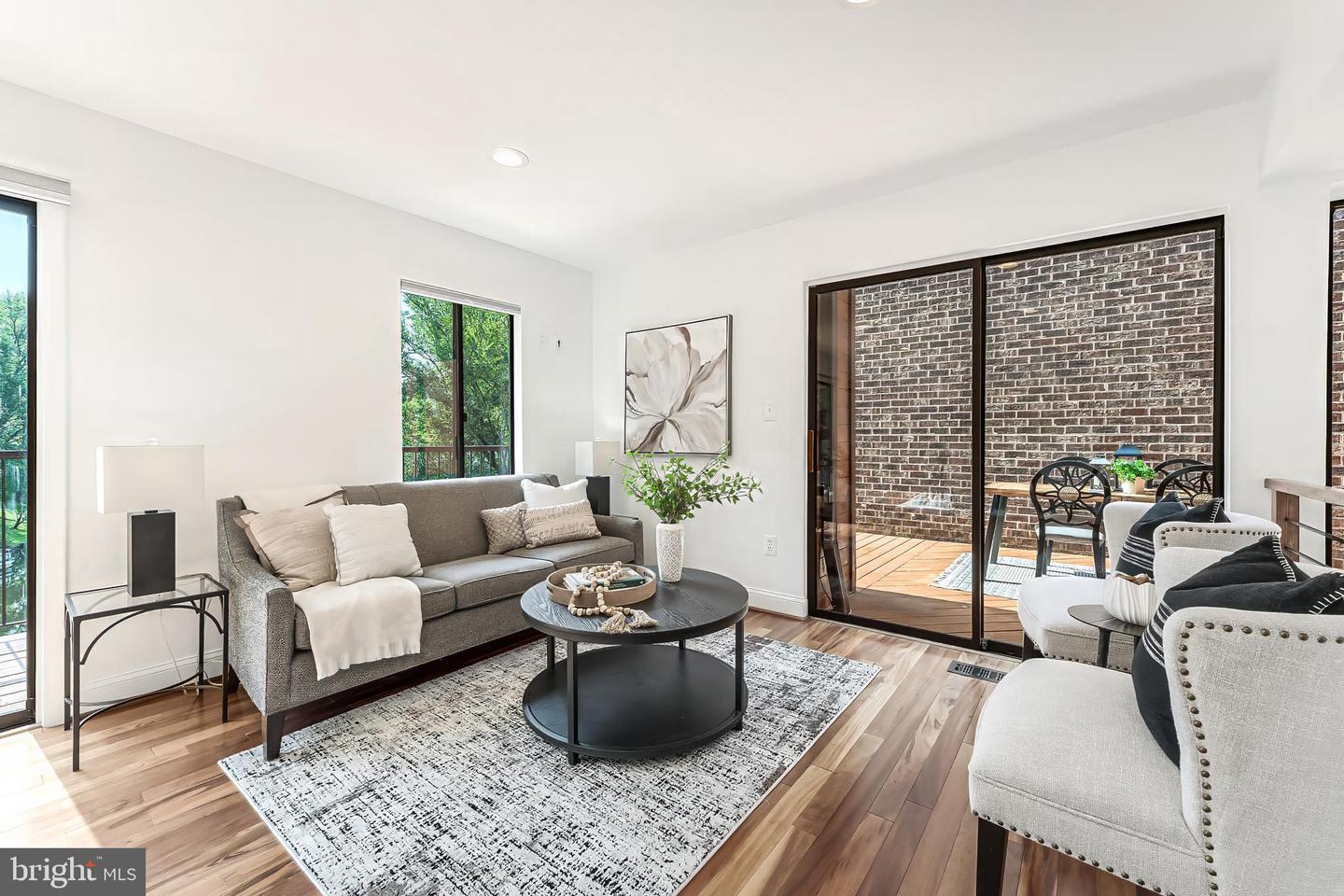 2127 CABOTS POINT LN, RESTON, Virginia 20191, 3 Bedrooms Bedrooms, ,3 BathroomsBathrooms,Residential,For sale,2127 CABOTS POINT LN,VAFX2244238 MLS # VAFX2244238