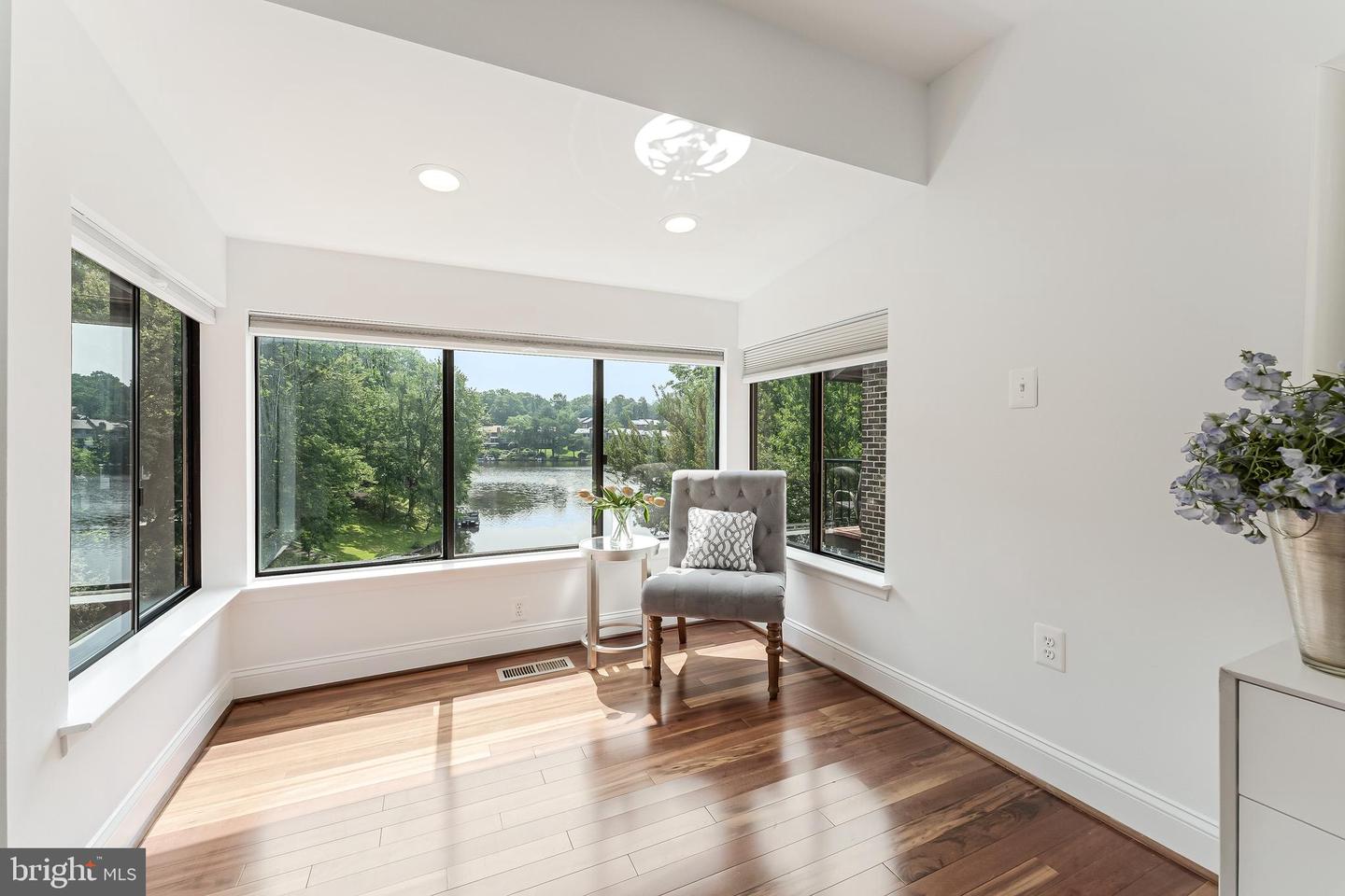2127 CABOTS POINT LN, RESTON, Virginia 20191, 3 Bedrooms Bedrooms, ,3 BathroomsBathrooms,Residential,For sale,2127 CABOTS POINT LN,VAFX2244238 MLS # VAFX2244238