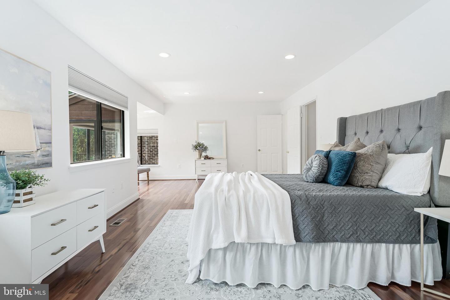2127 CABOTS POINT LN, RESTON, Virginia 20191, 3 Bedrooms Bedrooms, ,3 BathroomsBathrooms,Residential,For sale,2127 CABOTS POINT LN,VAFX2244238 MLS # VAFX2244238