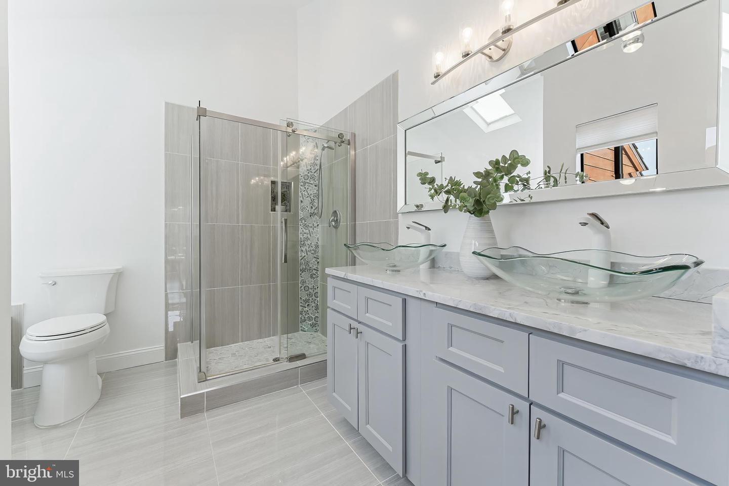 2127 CABOTS POINT LN, RESTON, Virginia 20191, 3 Bedrooms Bedrooms, ,3 BathroomsBathrooms,Residential,For sale,2127 CABOTS POINT LN,VAFX2244238 MLS # VAFX2244238