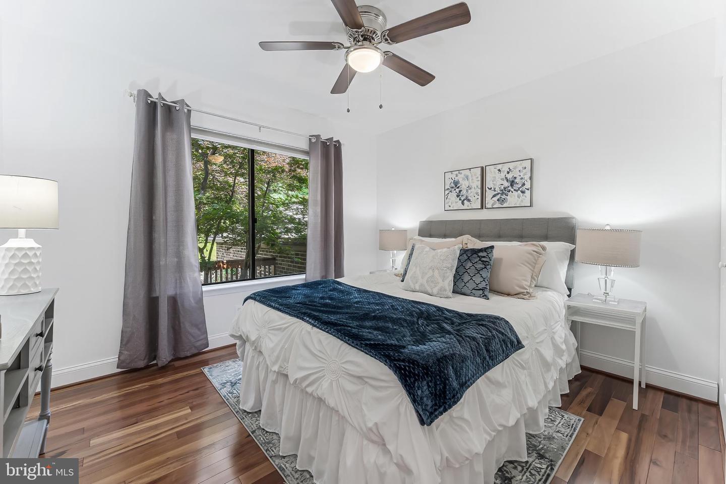 2127 CABOTS POINT LN, RESTON, Virginia 20191, 3 Bedrooms Bedrooms, ,3 BathroomsBathrooms,Residential,For sale,2127 CABOTS POINT LN,VAFX2244238 MLS # VAFX2244238