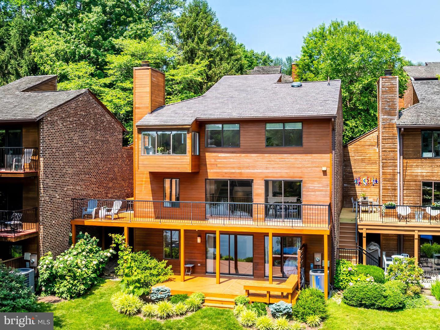 2127 CABOTS POINT LN, RESTON, Virginia 20191, 3 Bedrooms Bedrooms, ,3 BathroomsBathrooms,Residential,For sale,2127 CABOTS POINT LN,VAFX2244238 MLS # VAFX2244238