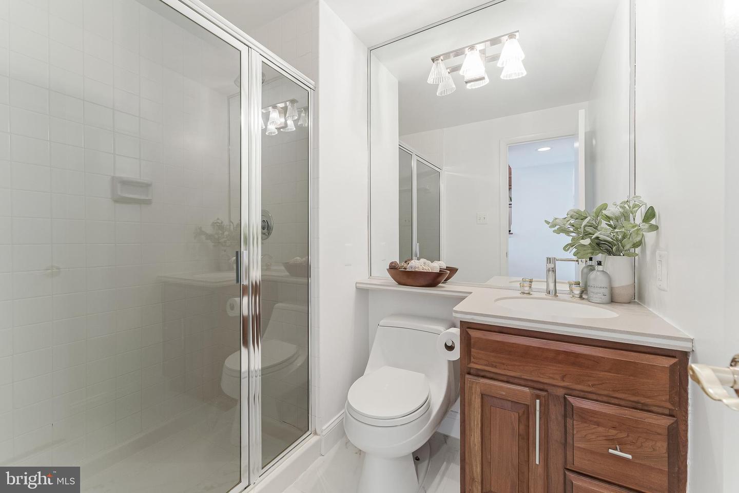 2127 CABOTS POINT LN, RESTON, Virginia 20191, 3 Bedrooms Bedrooms, ,3 BathroomsBathrooms,Residential,For sale,2127 CABOTS POINT LN,VAFX2244238 MLS # VAFX2244238