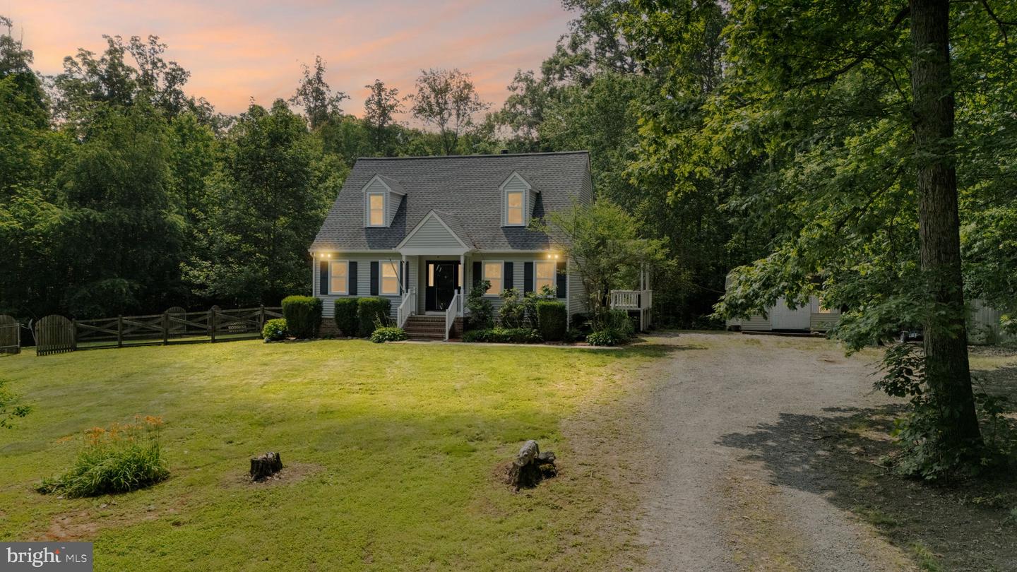 17 JACK ELLINGTON RD, FREDERICKSBURG, Virginia 22406, 4 Bedrooms Bedrooms, ,3 BathroomsBathrooms,Residential,For sale,17 JACK ELLINGTON RD,VAST2039424 MLS # VAST2039424