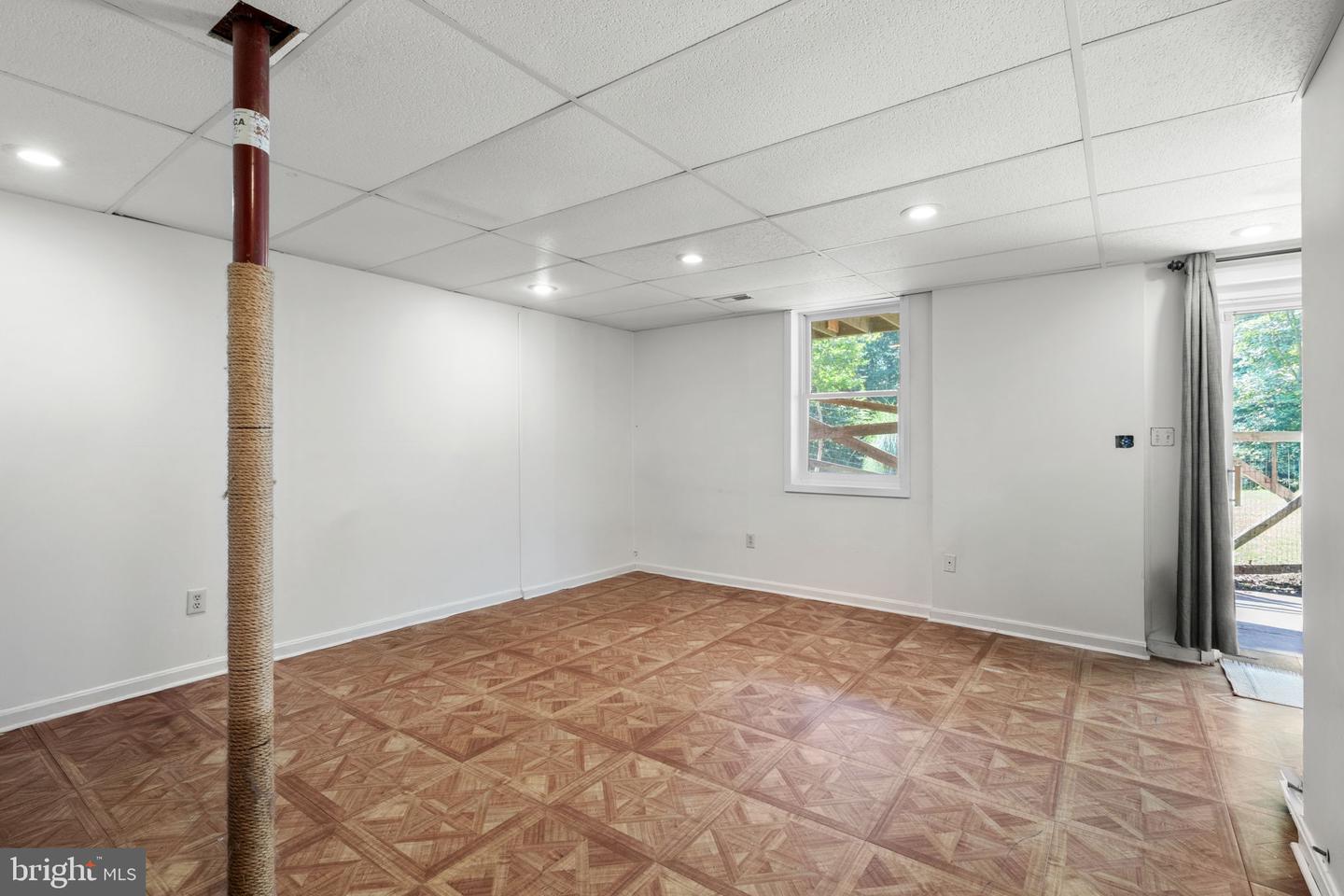 17 JACK ELLINGTON RD, FREDERICKSBURG, Virginia 22406, 4 Bedrooms Bedrooms, ,3 BathroomsBathrooms,Residential,For sale,17 JACK ELLINGTON RD,VAST2039424 MLS # VAST2039424