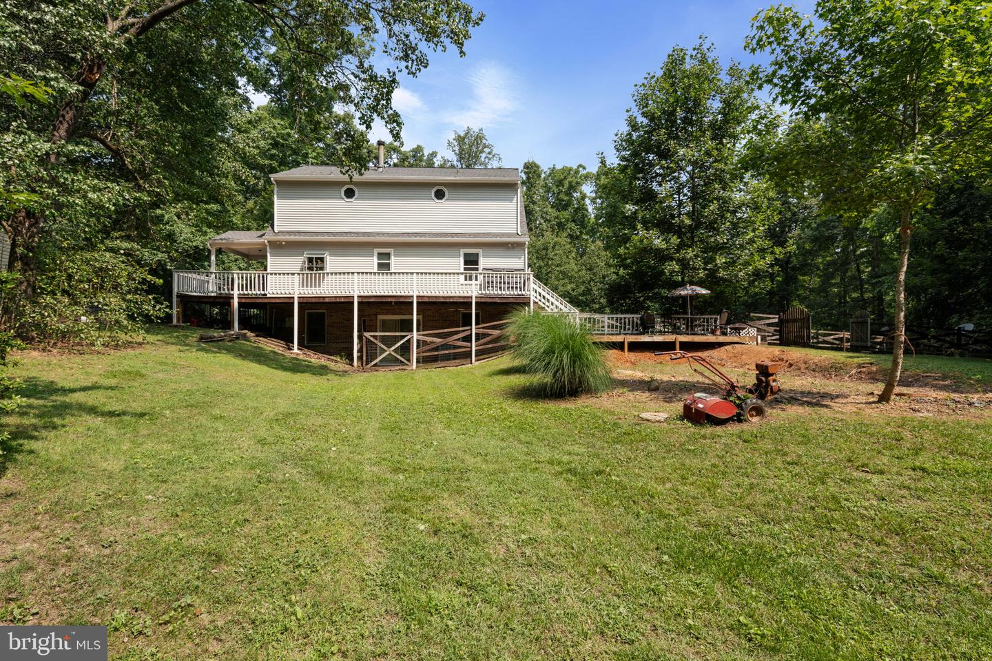 17 JACK ELLINGTON RD, FREDERICKSBURG, Virginia 22406, 4 Bedrooms Bedrooms, ,3 BathroomsBathrooms,Residential,For sale,17 JACK ELLINGTON RD,VAST2039424 MLS # VAST2039424