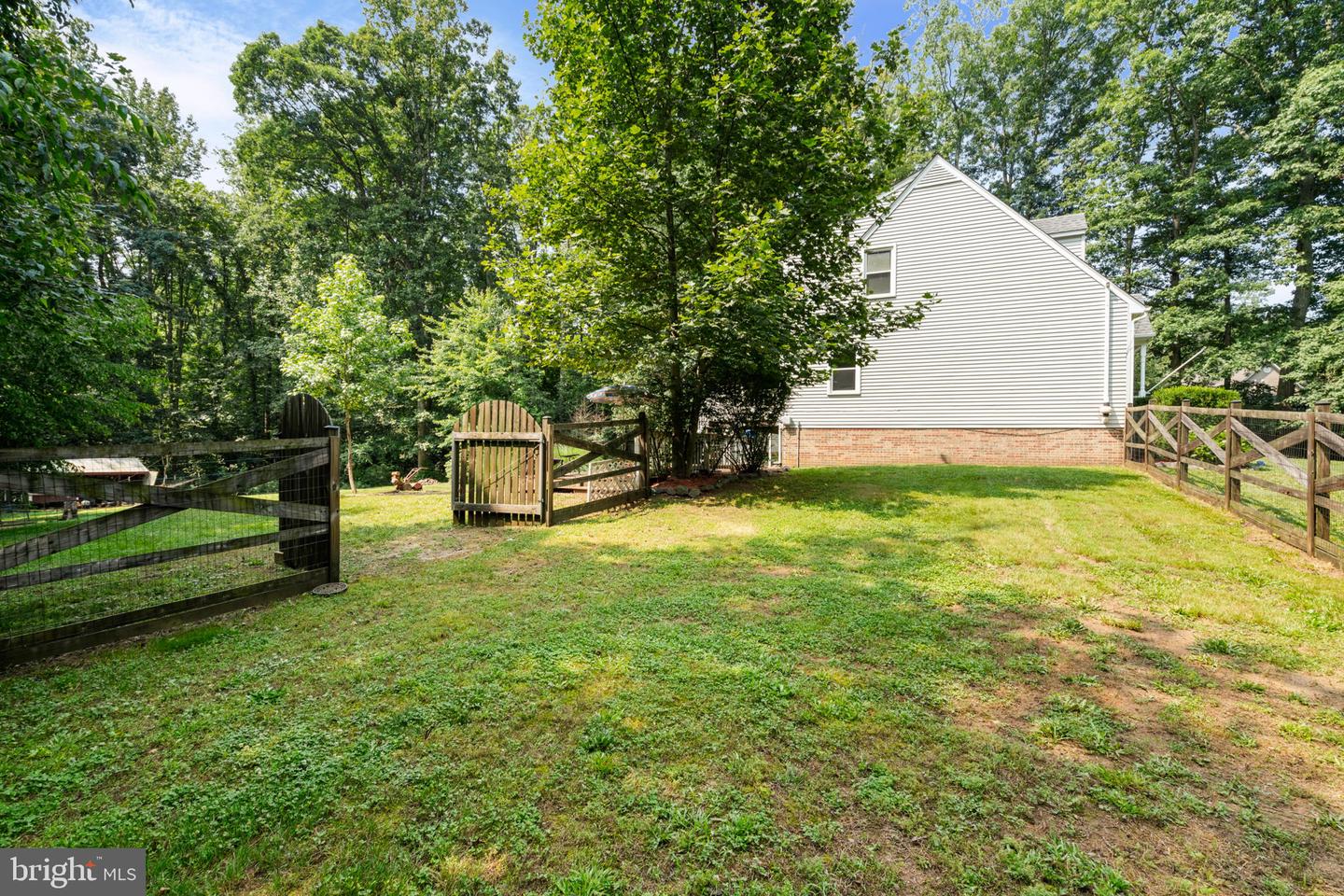 17 JACK ELLINGTON RD, FREDERICKSBURG, Virginia 22406, 4 Bedrooms Bedrooms, ,3 BathroomsBathrooms,Residential,For sale,17 JACK ELLINGTON RD,VAST2039424 MLS # VAST2039424