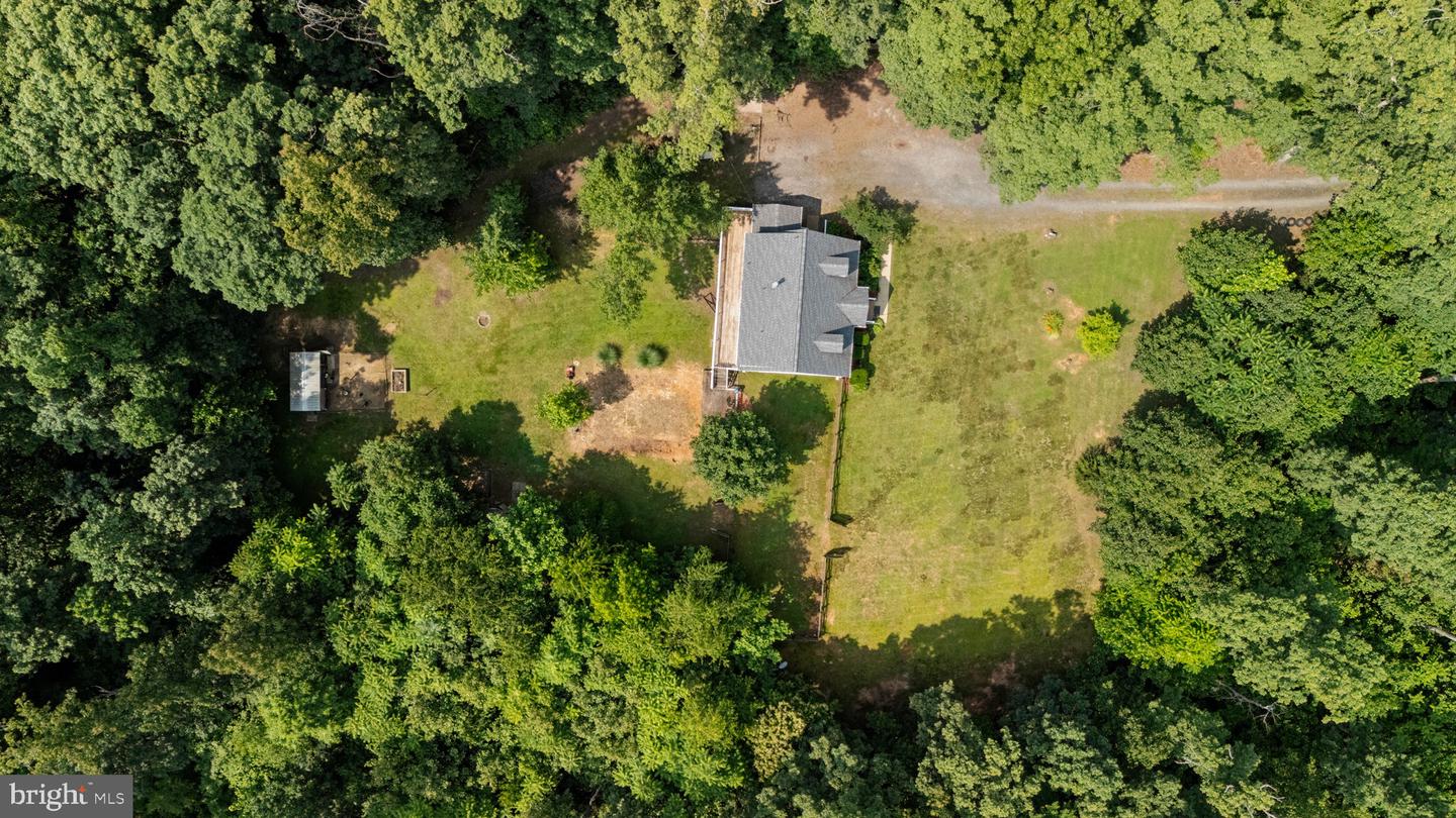 17 JACK ELLINGTON RD, FREDERICKSBURG, Virginia 22406, 4 Bedrooms Bedrooms, ,3 BathroomsBathrooms,Residential,For sale,17 JACK ELLINGTON RD,VAST2039424 MLS # VAST2039424