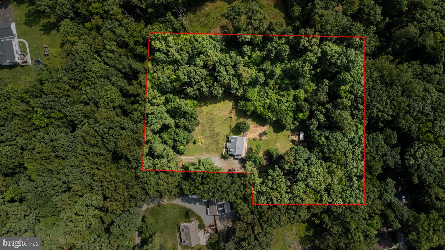 17 JACK ELLINGTON RD, FREDERICKSBURG, Virginia 22406, 4 Bedrooms Bedrooms, ,3 BathroomsBathrooms,Residential,For sale,17 JACK ELLINGTON RD,VAST2039424 MLS # VAST2039424