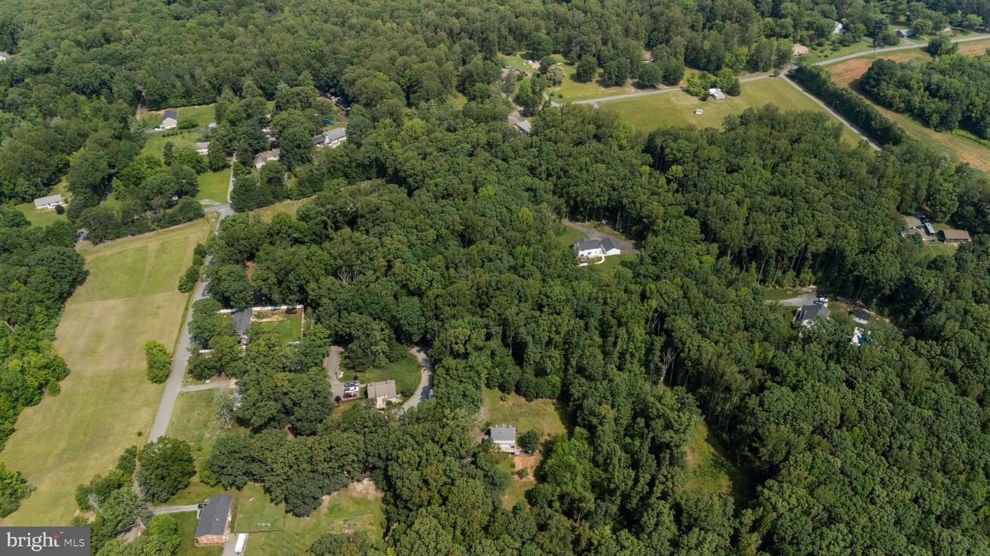 17 JACK ELLINGTON RD, FREDERICKSBURG, Virginia 22406, 4 Bedrooms Bedrooms, ,3 BathroomsBathrooms,Residential,For sale,17 JACK ELLINGTON RD,VAST2039424 MLS # VAST2039424