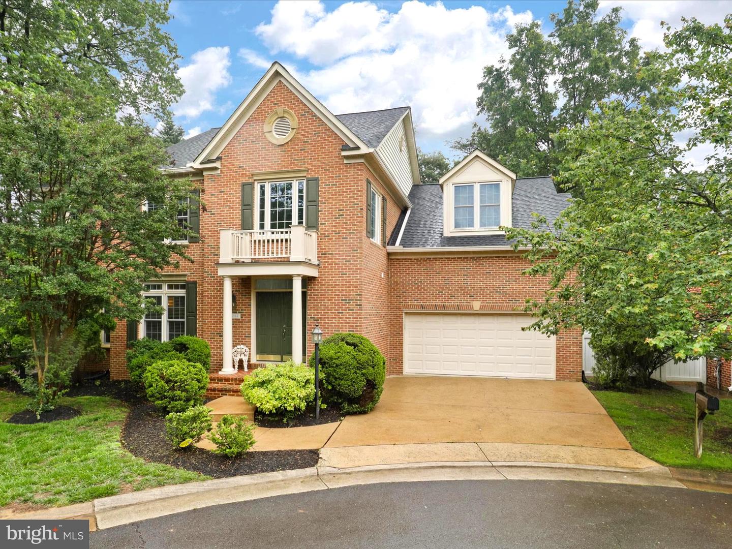 7952 BLITZ CT, DUNN LORING, Virginia 22027, 5 Bedrooms Bedrooms, ,3 BathroomsBathrooms,Residential,For sale,7952 BLITZ CT,VAFX2244942 MLS # VAFX2244942