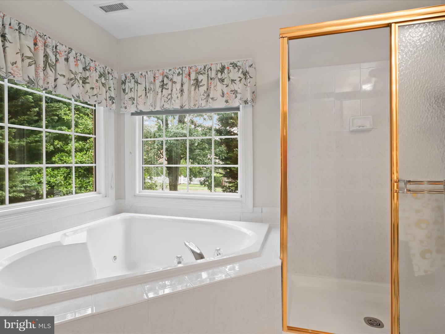 7952 BLITZ CT, DUNN LORING, Virginia 22027, 5 Bedrooms Bedrooms, ,3 BathroomsBathrooms,Residential,For sale,7952 BLITZ CT,VAFX2244942 MLS # VAFX2244942
