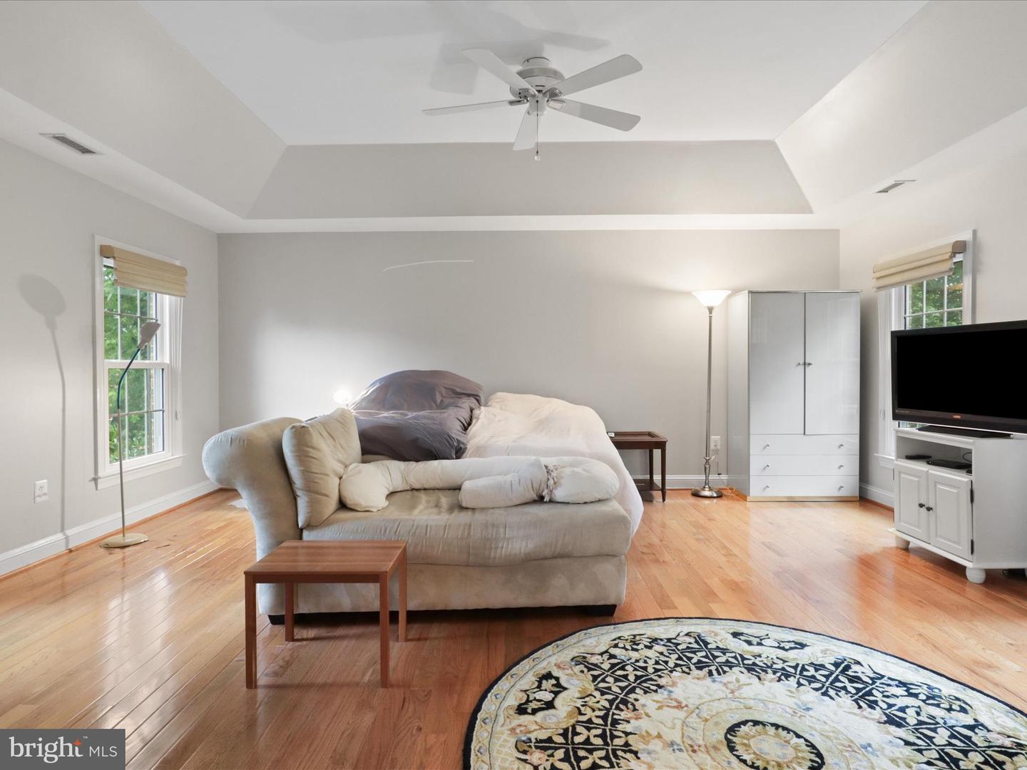 7952 BLITZ CT, DUNN LORING, Virginia 22027, 5 Bedrooms Bedrooms, ,3 BathroomsBathrooms,Residential,For sale,7952 BLITZ CT,VAFX2244942 MLS # VAFX2244942