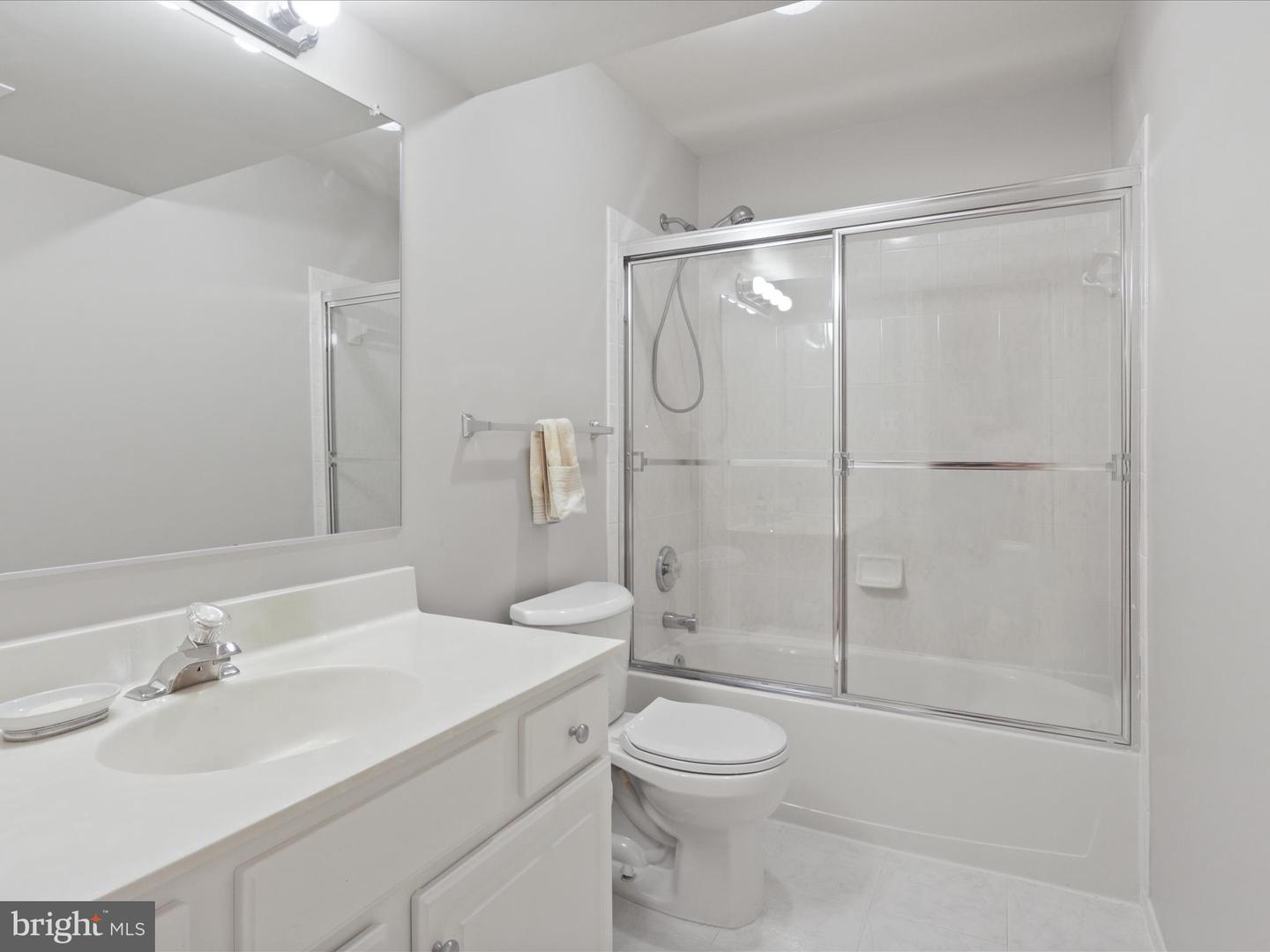 7952 BLITZ CT, DUNN LORING, Virginia 22027, 5 Bedrooms Bedrooms, ,3 BathroomsBathrooms,Residential,For sale,7952 BLITZ CT,VAFX2244942 MLS # VAFX2244942