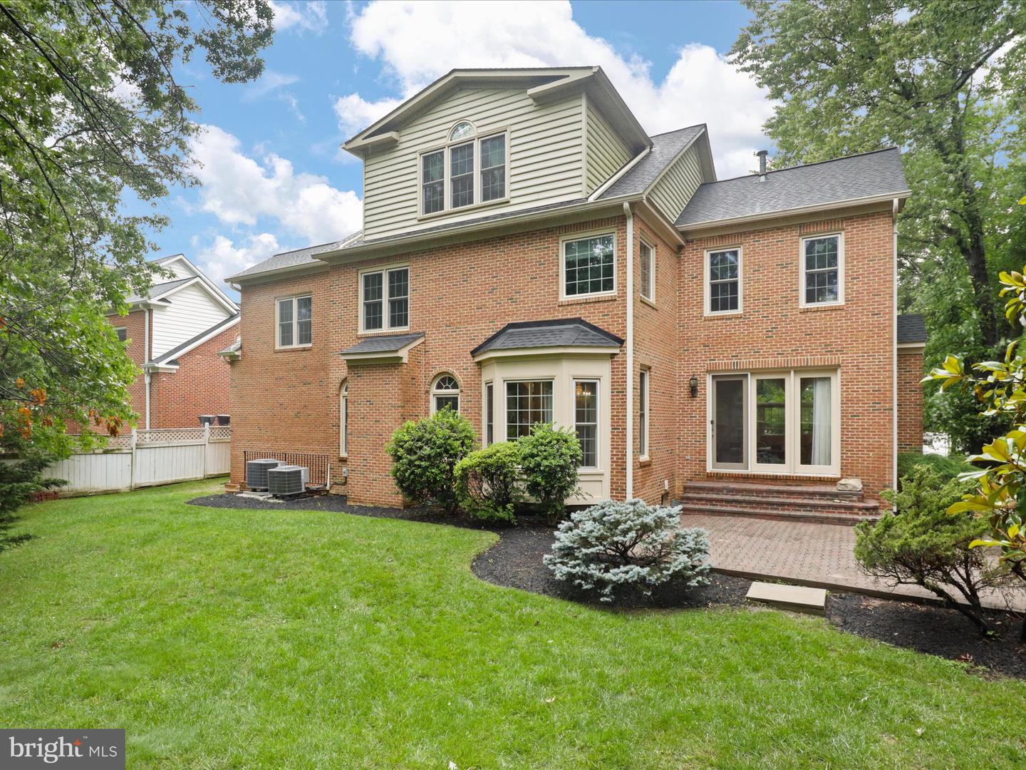 7952 BLITZ CT, DUNN LORING, Virginia 22027, 5 Bedrooms Bedrooms, ,3 BathroomsBathrooms,Residential,For sale,7952 BLITZ CT,VAFX2244942 MLS # VAFX2244942