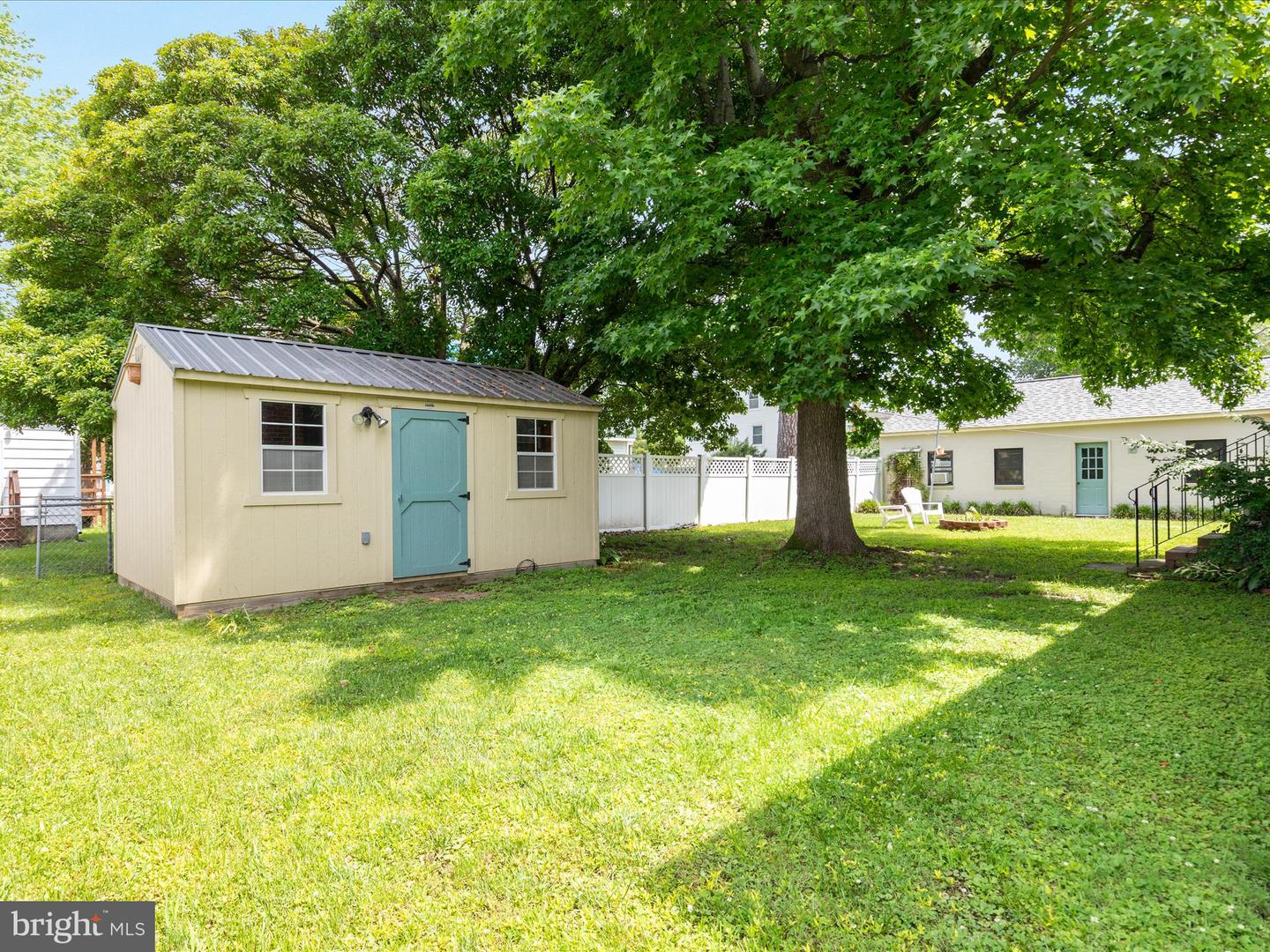 29 8TH ST, COLONIAL BEACH, Virginia 22443, 3 Bedrooms Bedrooms, 6 Rooms Rooms,2 BathroomsBathrooms,Residential,For sale,29 8TH ST,VAWE2009036 MLS # VAWE2009036