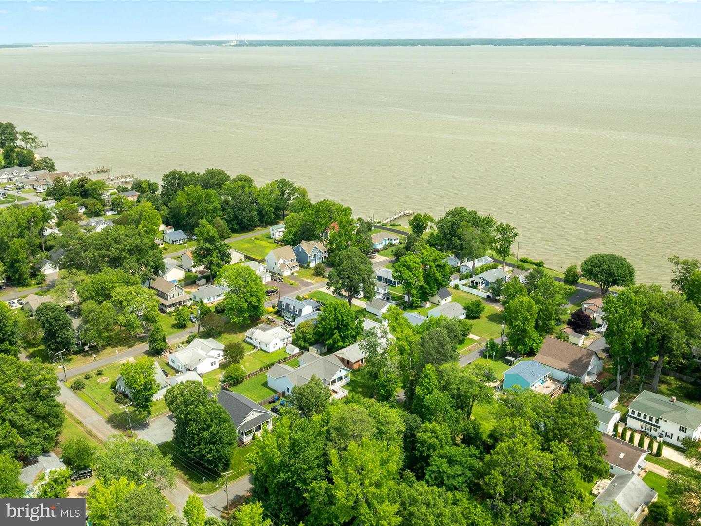 29 8TH ST, COLONIAL BEACH, Virginia 22443, 3 Bedrooms Bedrooms, 6 Rooms Rooms,2 BathroomsBathrooms,Residential,For sale,29 8TH ST,VAWE2009036 MLS # VAWE2009036