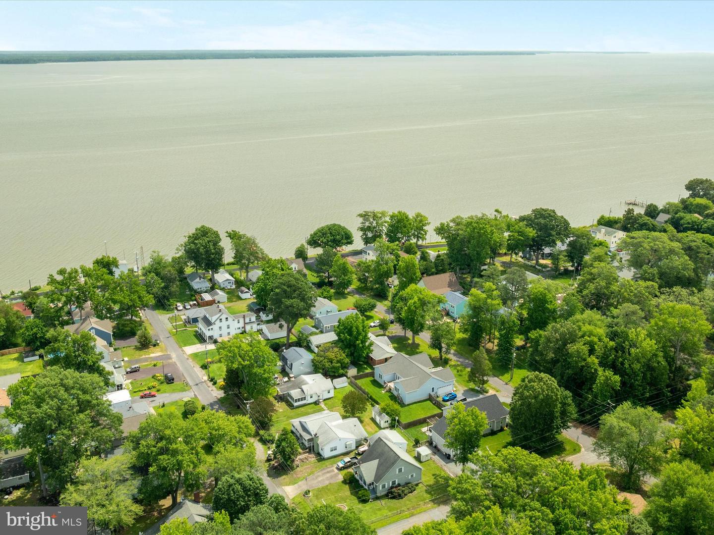 29 8TH ST, COLONIAL BEACH, Virginia 22443, 3 Bedrooms Bedrooms, 6 Rooms Rooms,2 BathroomsBathrooms,Residential,For sale,29 8TH ST,VAWE2009036 MLS # VAWE2009036