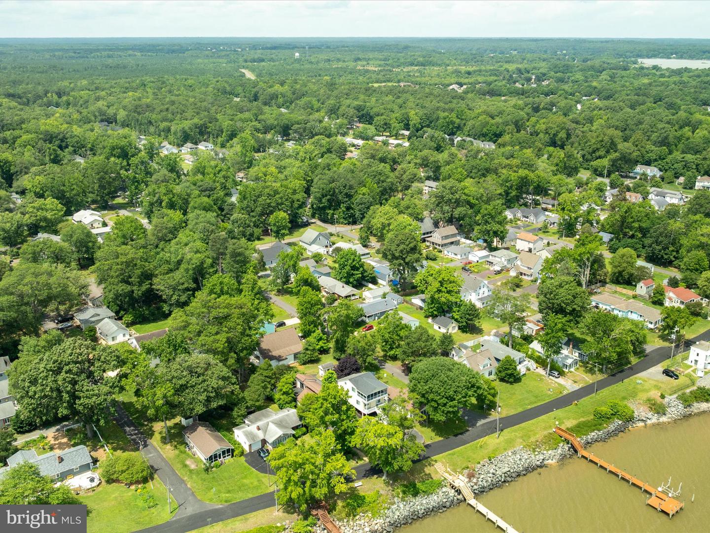 29 8TH ST, COLONIAL BEACH, Virginia 22443, 3 Bedrooms Bedrooms, 6 Rooms Rooms,2 BathroomsBathrooms,Residential,For sale,29 8TH ST,VAWE2009036 MLS # VAWE2009036