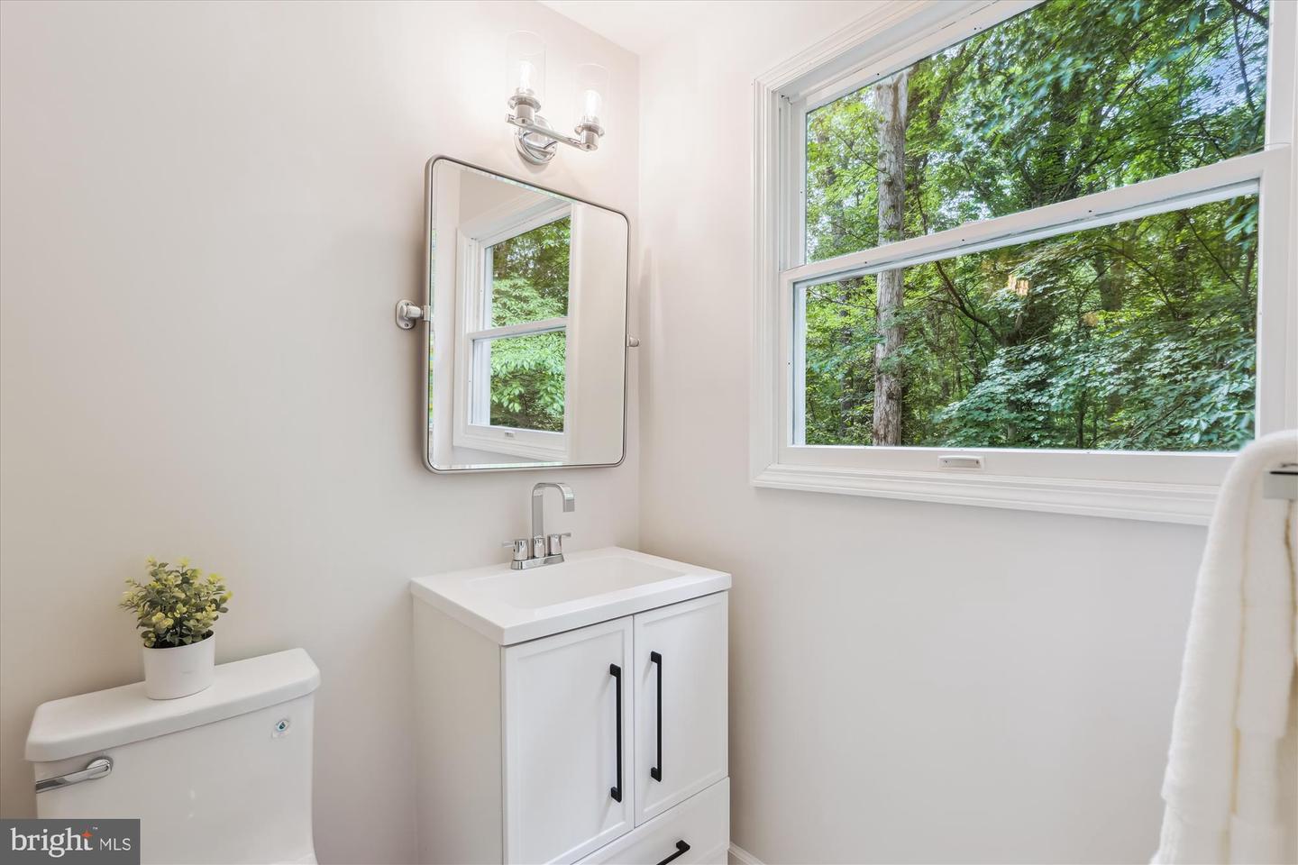11321 FRENCH HORN LN, RESTON, Virginia 20191, 4 Bedrooms Bedrooms, ,2 BathroomsBathrooms,Residential,For sale,11321 FRENCH HORN LN,VAFX2245096 MLS # VAFX2245096