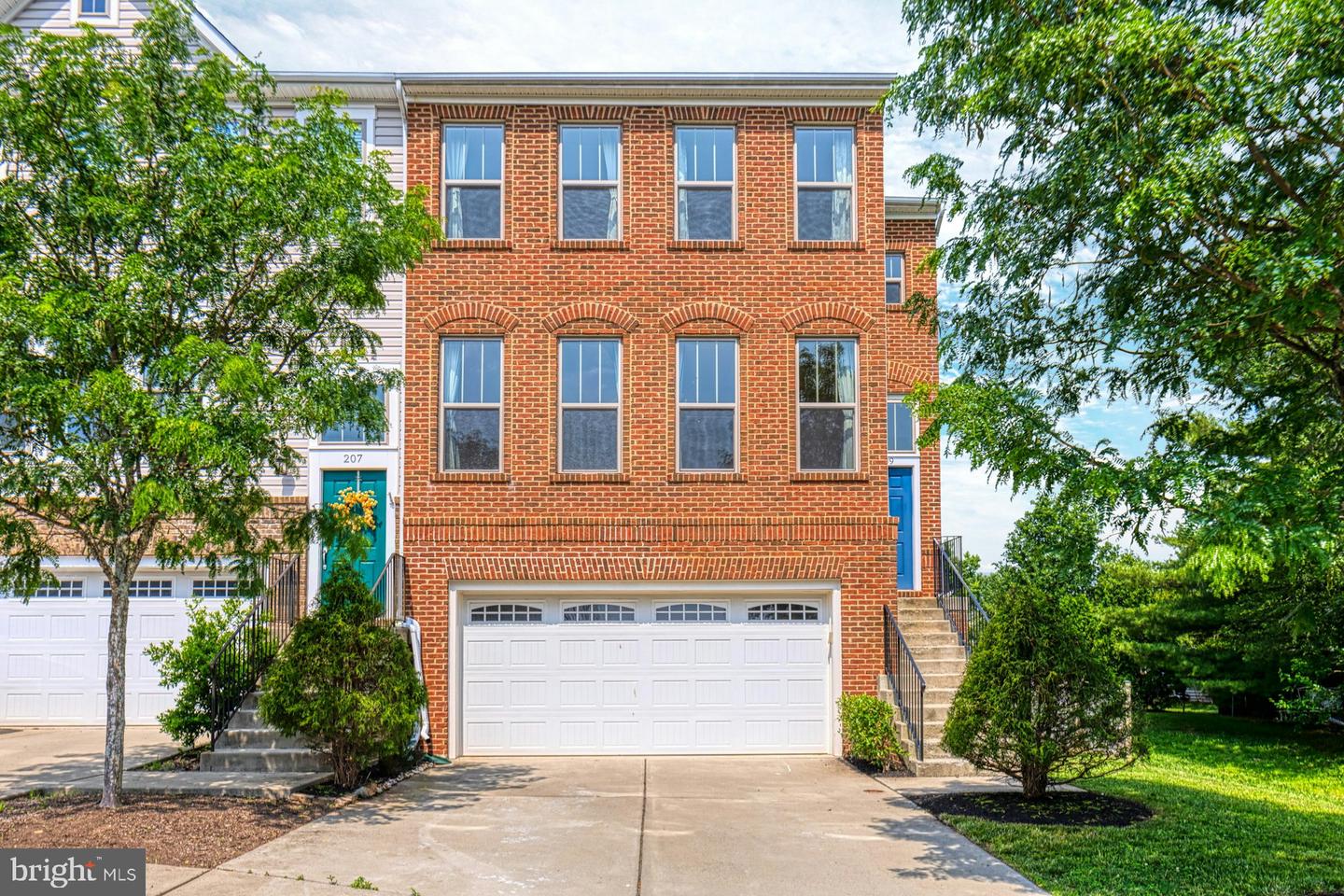 209 NATURAL TER SW, LEESBURG, Virginia 20175, 3 Bedrooms Bedrooms, ,3 BathroomsBathrooms,Residential,For sale,209 NATURAL TER SW,VALO2098626 MLS # VALO2098626
