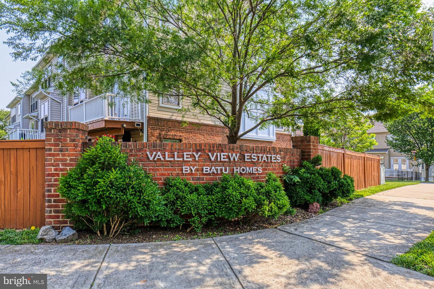 209 NATURAL TER SW, LEESBURG, Virginia 20175, 3 Bedrooms Bedrooms, ,3 BathroomsBathrooms,Residential,For sale,209 NATURAL TER SW,VALO2098626 MLS # VALO2098626