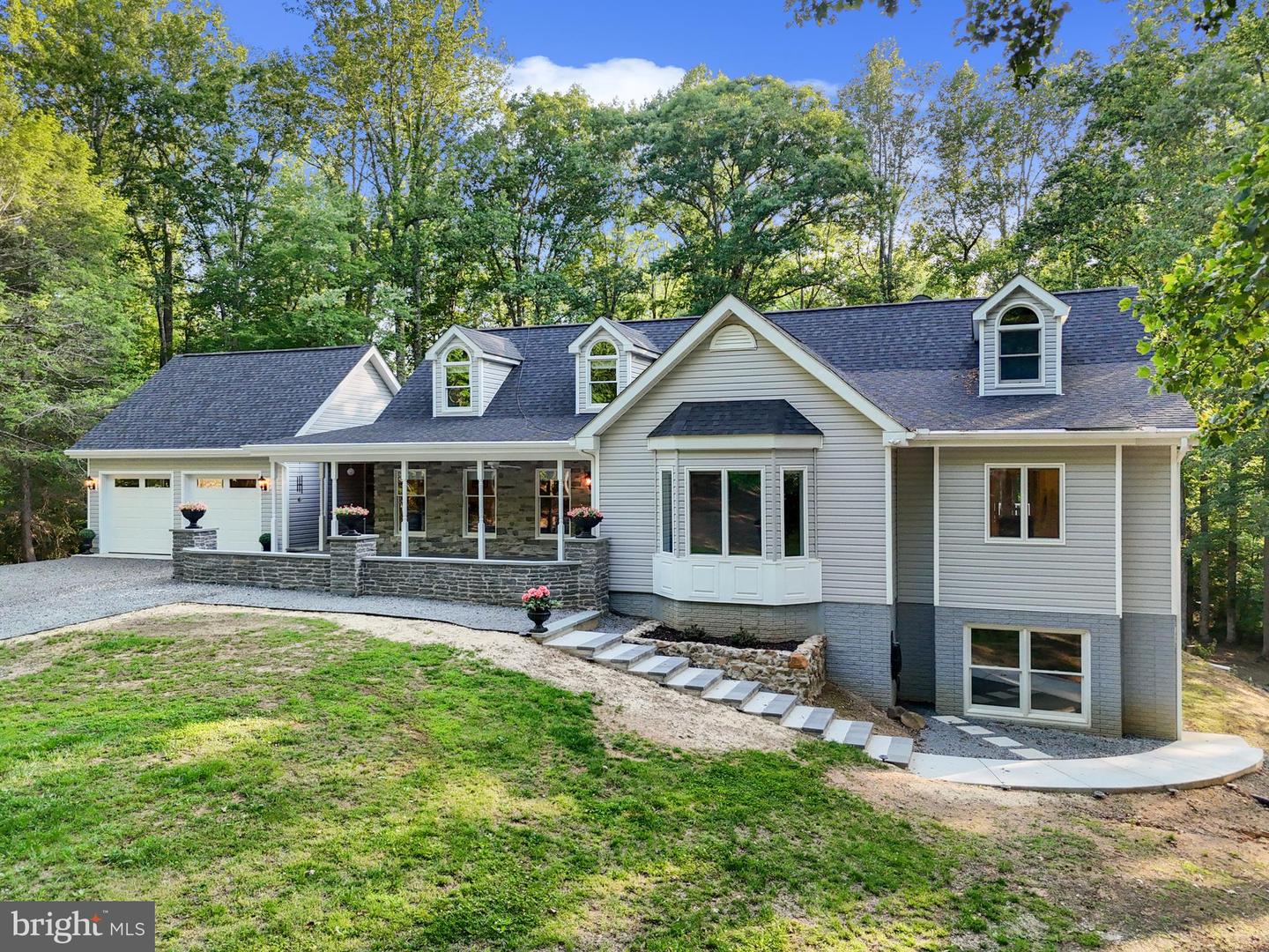 7006 TAPPS FORD RD, AMISSVILLE, Virginia 20106, 4 Bedrooms Bedrooms, ,3 BathroomsBathrooms,Residential,For sale,7006 TAPPS FORD RD,VAFQ2016908 MLS # VAFQ2016908