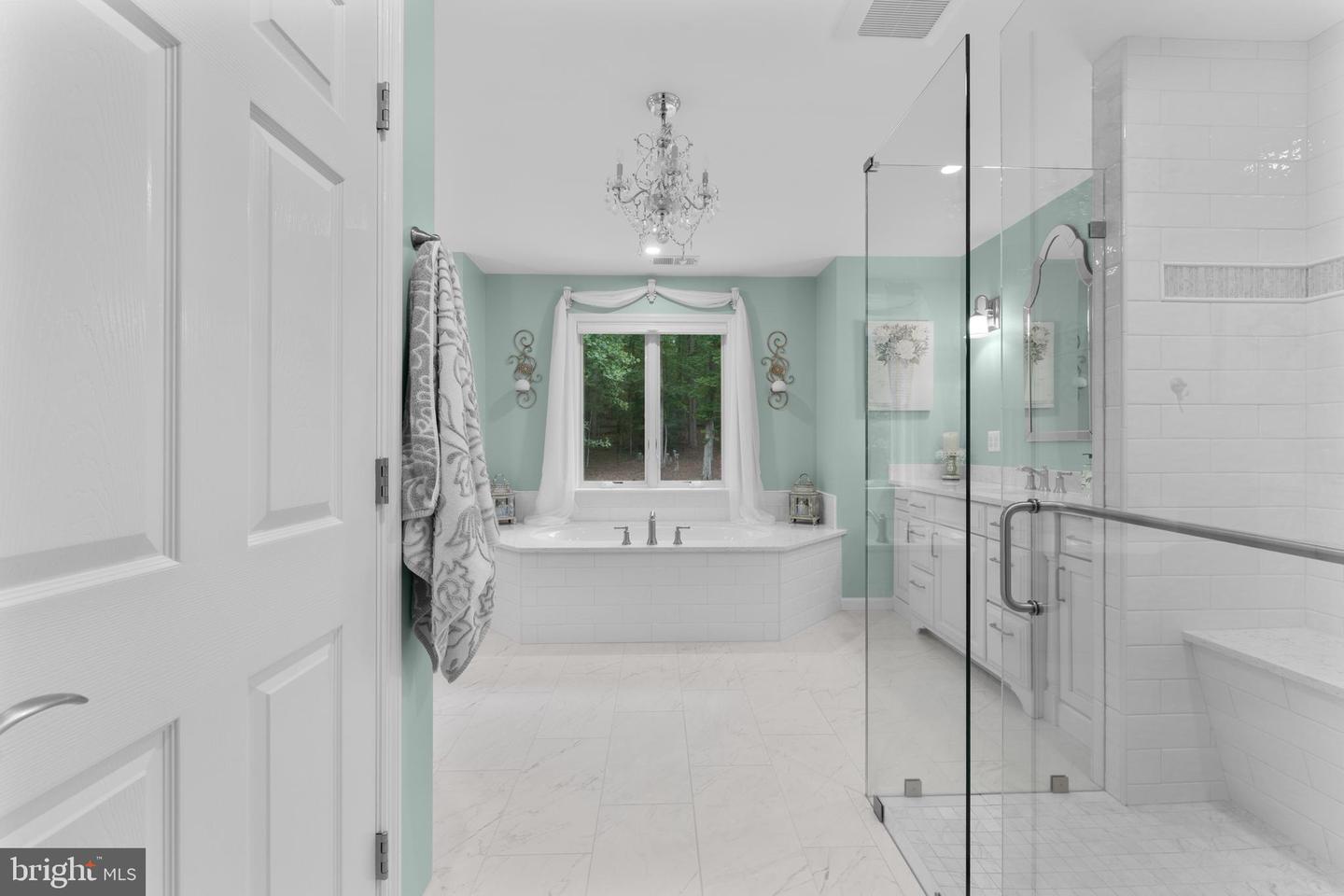 7006 TAPPS FORD RD, AMISSVILLE, Virginia 20106, 4 Bedrooms Bedrooms, ,3 BathroomsBathrooms,Residential,For sale,7006 TAPPS FORD RD,VAFQ2016908 MLS # VAFQ2016908