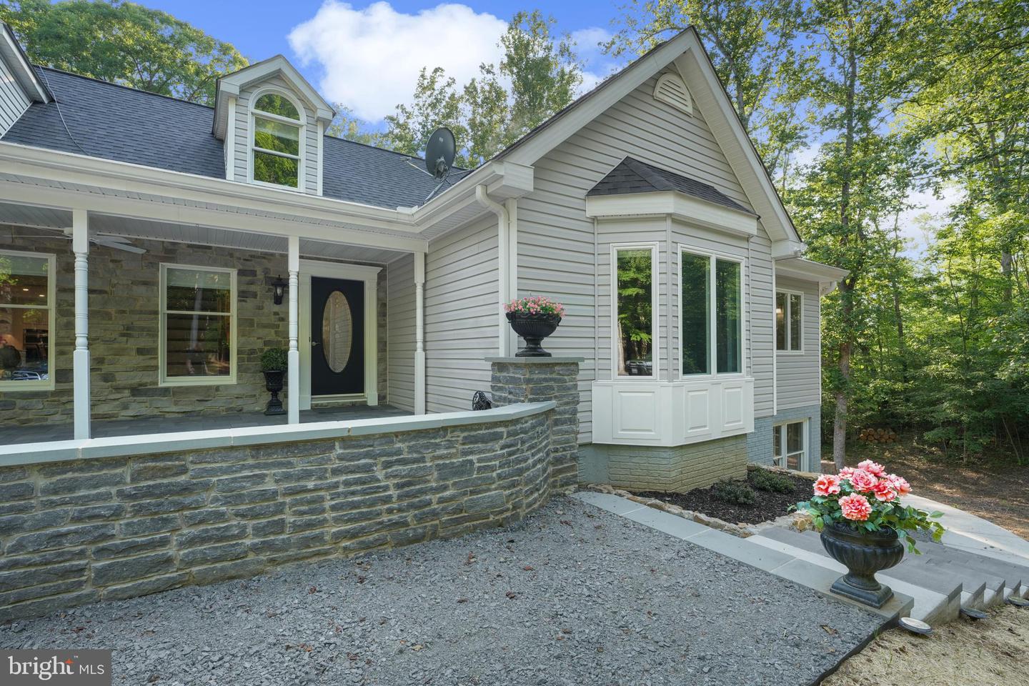 7006 TAPPS FORD RD, AMISSVILLE, Virginia 20106, 4 Bedrooms Bedrooms, ,3 BathroomsBathrooms,Residential,For sale,7006 TAPPS FORD RD,VAFQ2016908 MLS # VAFQ2016908