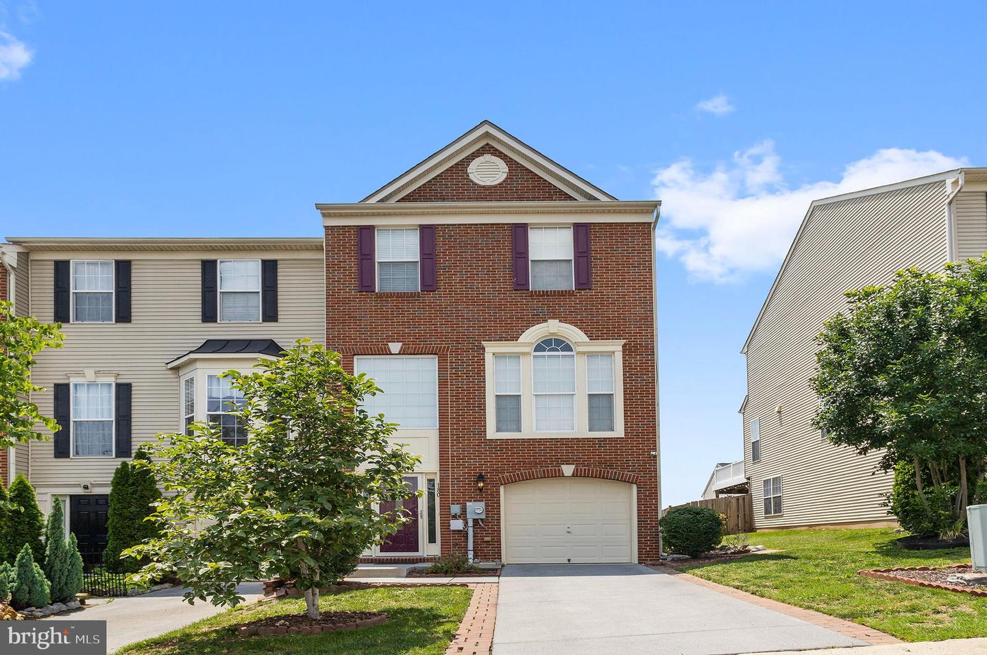 180 OXBOW DR, STRASBURG, Virginia 22657, 3 Bedrooms Bedrooms, ,3 BathroomsBathrooms,Residential,For sale,180 OXBOW DR,VASH2011606 MLS # VASH2011606