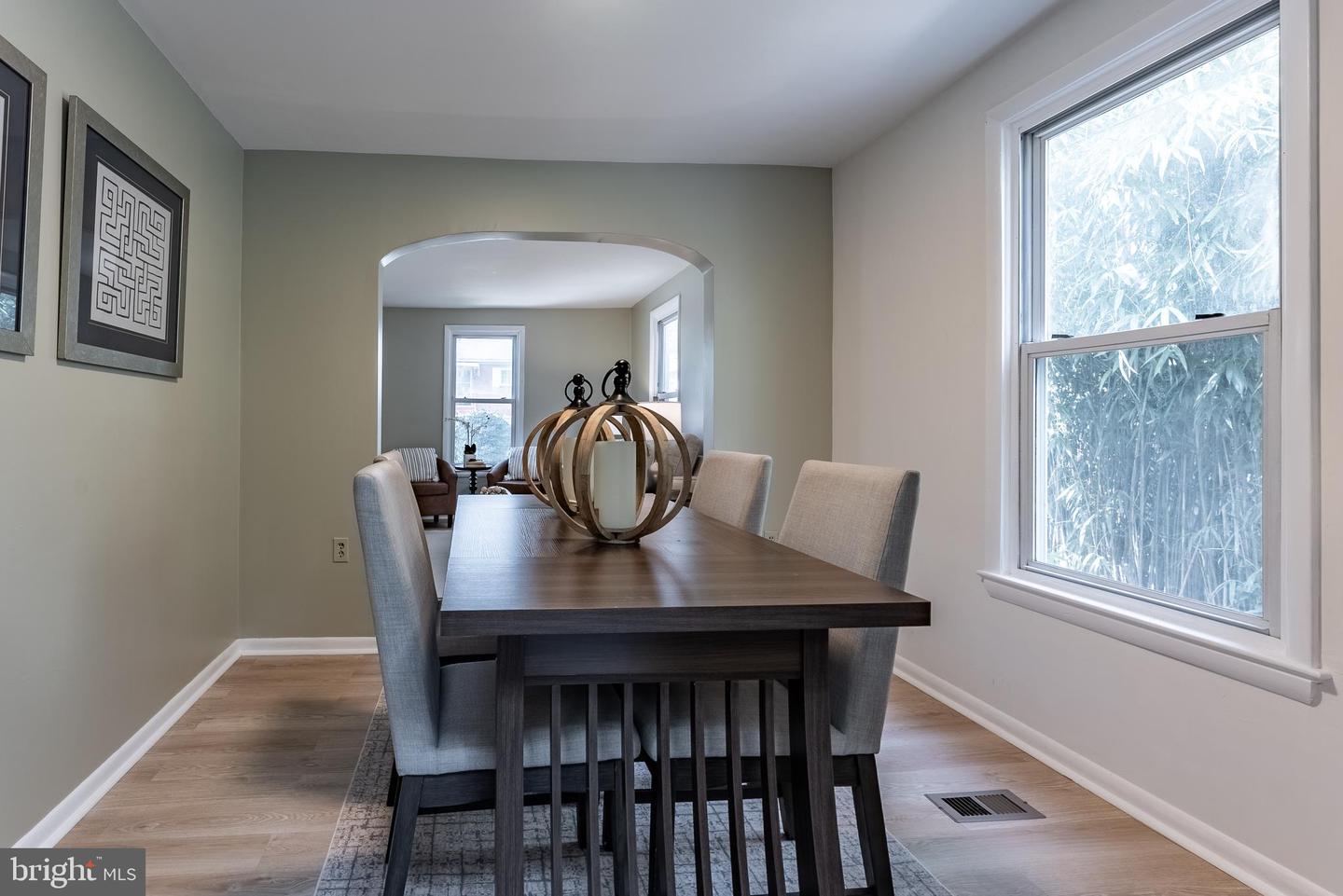 5634 8TH RD N, ARLINGTON, Virginia 22205, 3 Bedrooms Bedrooms, ,3 BathroomsBathrooms,Residential,For sale,5634 8TH RD N,VAAR2058520 MLS # VAAR2058520