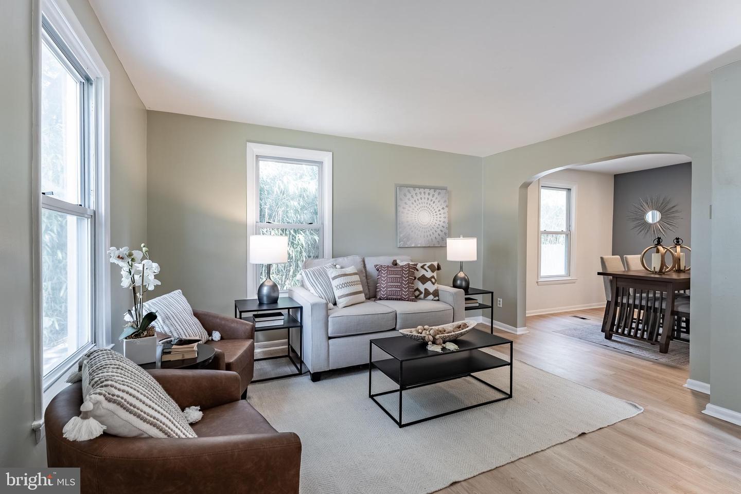 5634 8TH RD N, ARLINGTON, Virginia 22205, 3 Bedrooms Bedrooms, ,3 BathroomsBathrooms,Residential,For sale,5634 8TH RD N,VAAR2058520 MLS # VAAR2058520