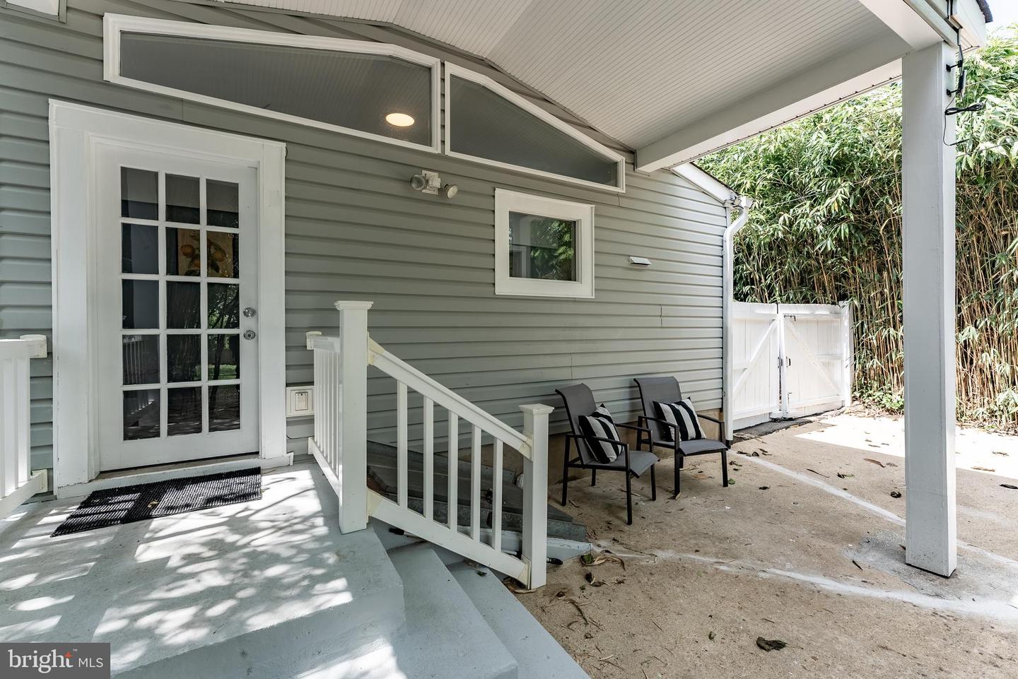 5634 8TH RD N, ARLINGTON, Virginia 22205, 3 Bedrooms Bedrooms, ,3 BathroomsBathrooms,Residential,For sale,5634 8TH RD N,VAAR2058520 MLS # VAAR2058520