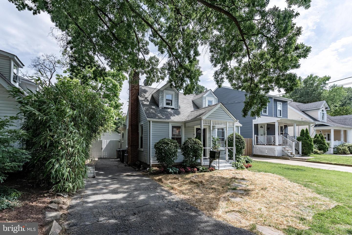 5634 8TH RD N, ARLINGTON, Virginia 22205, 3 Bedrooms Bedrooms, ,3 BathroomsBathrooms,Residential,For sale,5634 8TH RD N,VAAR2058520 MLS # VAAR2058520