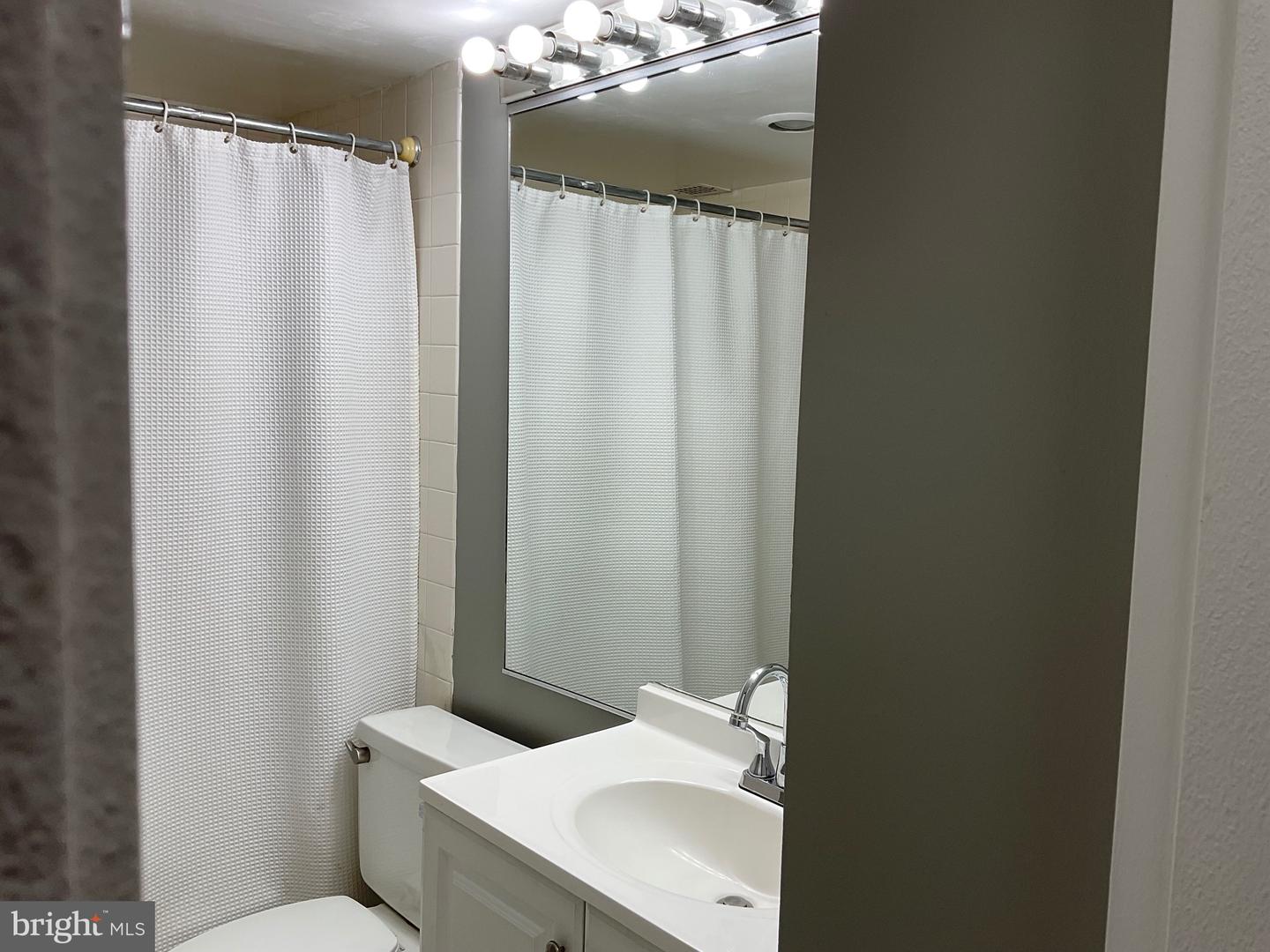 301 N BEAUREGARD ST #320, ALEXANDRIA, Virginia 22312, 1 Bedroom Bedrooms, ,1 BathroomBathrooms,Residential,For sale,301 N BEAUREGARD ST #320,VAAX2046024 MLS # VAAX2046024