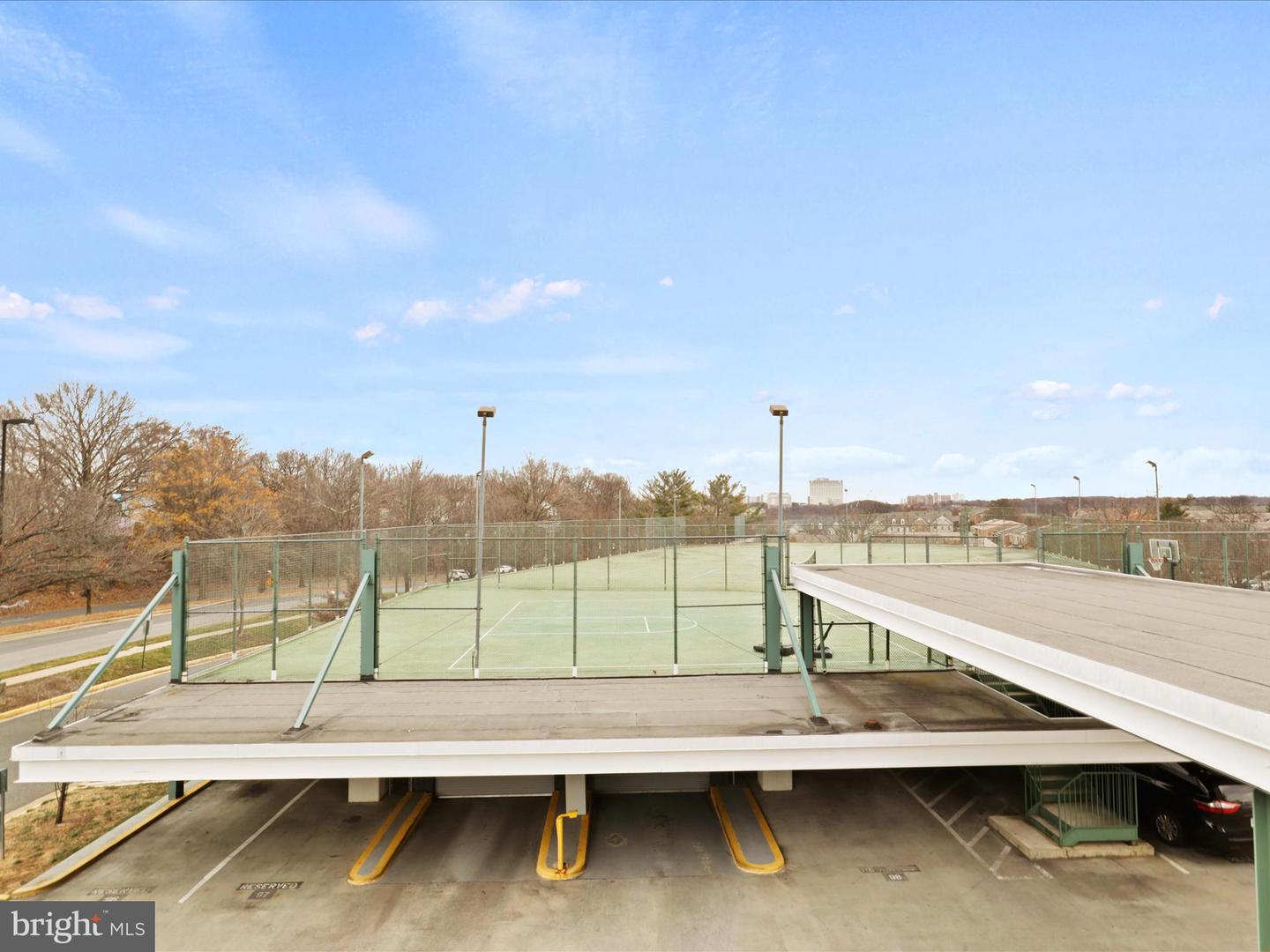 301 N BEAUREGARD ST #320, ALEXANDRIA, Virginia 22312, 1 Bedroom Bedrooms, ,1 BathroomBathrooms,Residential,For sale,301 N BEAUREGARD ST #320,VAAX2046024 MLS # VAAX2046024