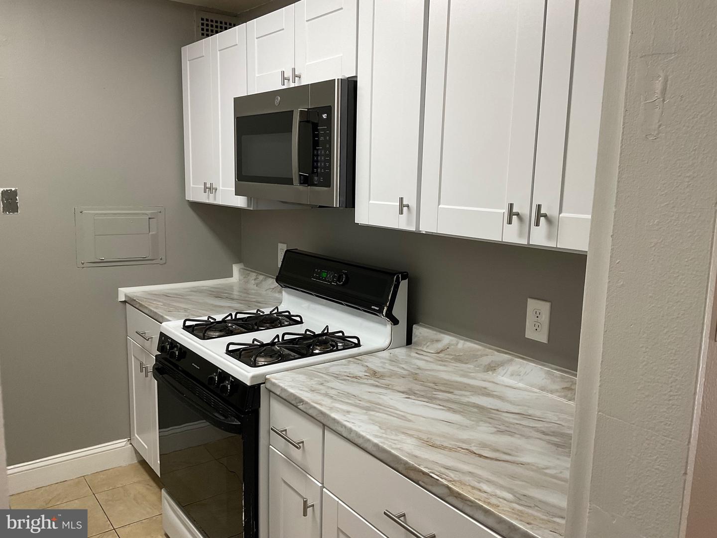 301 N BEAUREGARD ST #320, ALEXANDRIA, Virginia 22312, 1 Bedroom Bedrooms, ,1 BathroomBathrooms,Residential,For sale,301 N BEAUREGARD ST #320,VAAX2046024 MLS # VAAX2046024
