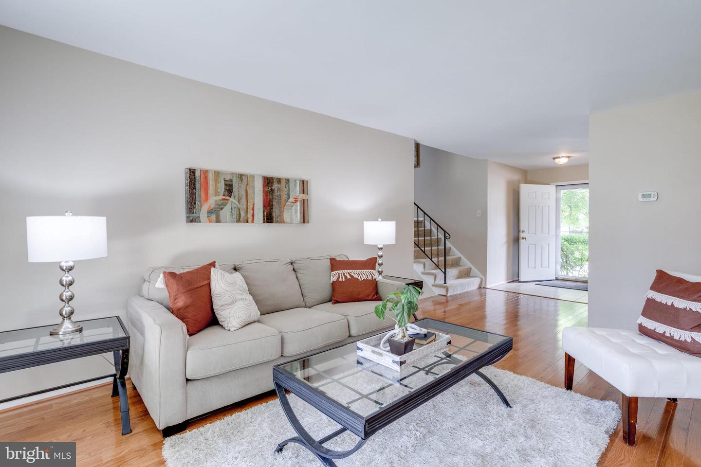 6316 CAPELLA AVE, BURKE, Virginia 22015, 5 Bedrooms Bedrooms, ,3 BathroomsBathrooms,Residential,For sale,6316 CAPELLA AVE,VAFX2244976 MLS # VAFX2244976