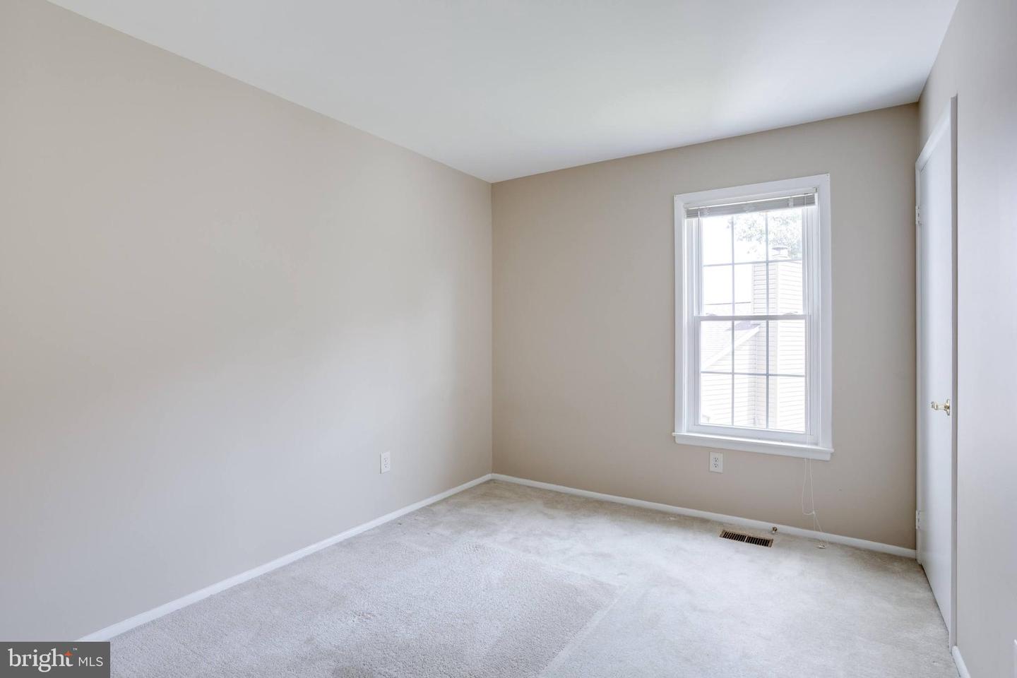 6316 CAPELLA AVE, BURKE, Virginia 22015, 5 Bedrooms Bedrooms, ,3 BathroomsBathrooms,Residential,For sale,6316 CAPELLA AVE,VAFX2244976 MLS # VAFX2244976