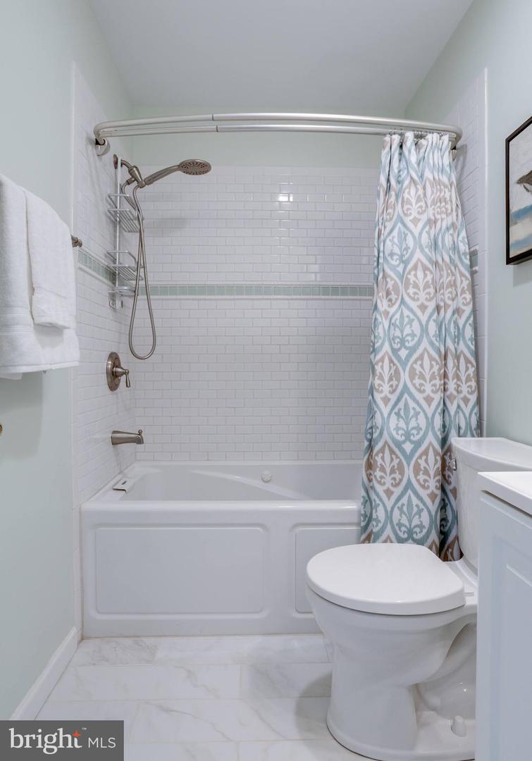 6316 CAPELLA AVE, BURKE, Virginia 22015, 5 Bedrooms Bedrooms, ,3 BathroomsBathrooms,Residential,For sale,6316 CAPELLA AVE,VAFX2244976 MLS # VAFX2244976