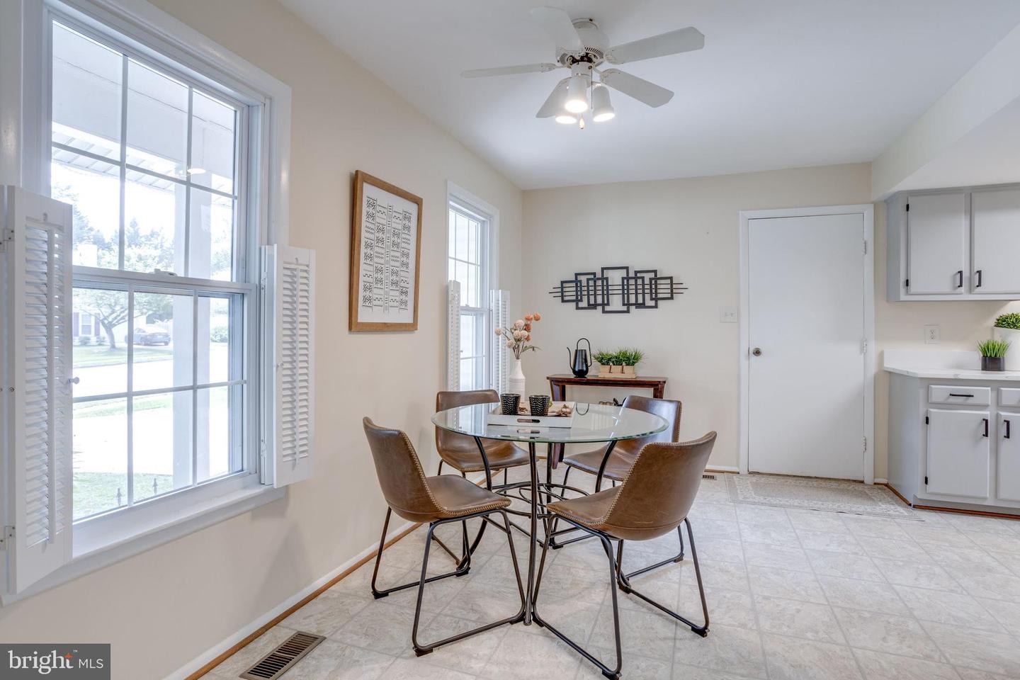 6316 CAPELLA AVE, BURKE, Virginia 22015, 5 Bedrooms Bedrooms, ,3 BathroomsBathrooms,Residential,For sale,6316 CAPELLA AVE,VAFX2244976 MLS # VAFX2244976