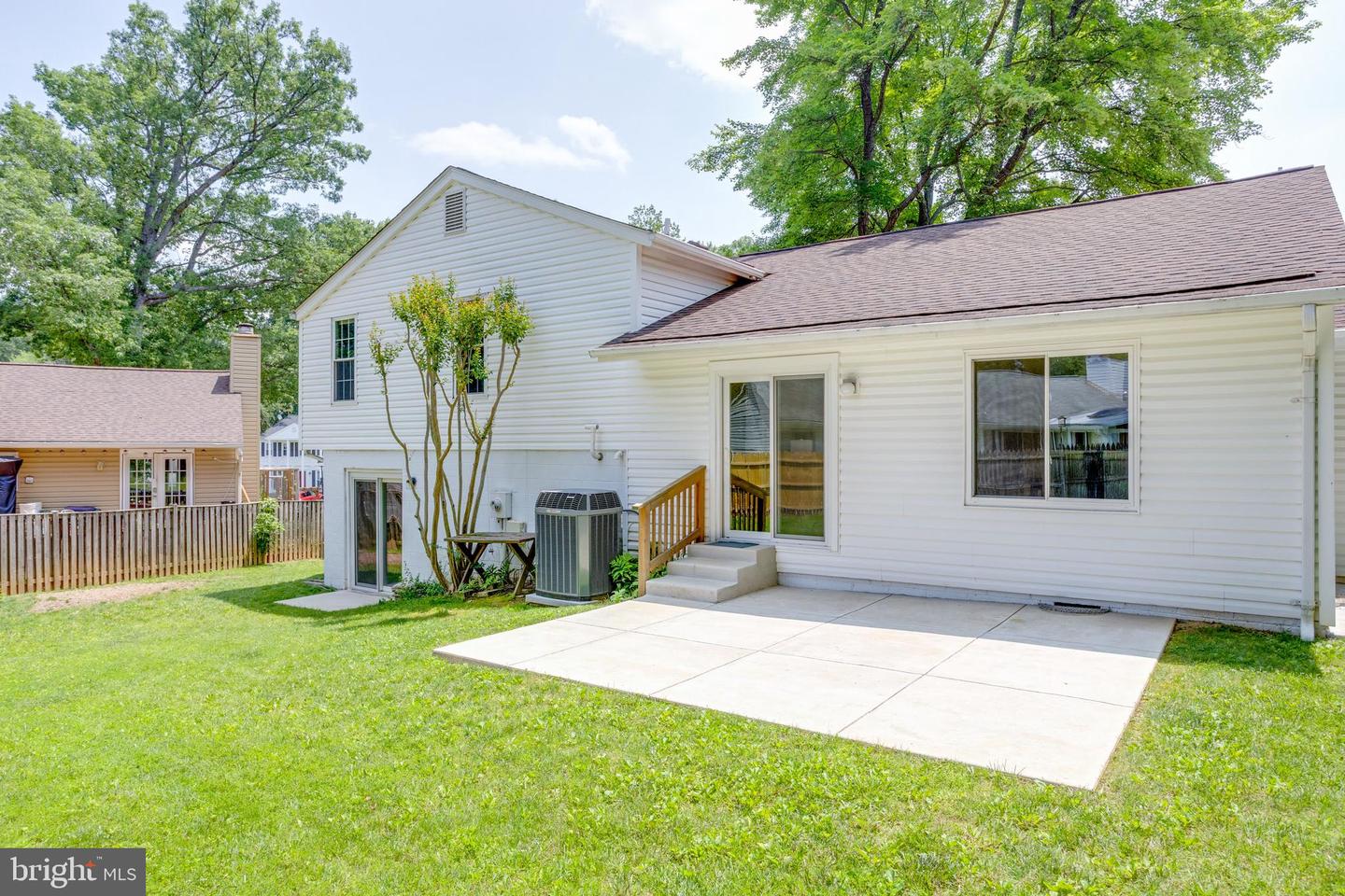 6316 CAPELLA AVE, BURKE, Virginia 22015, 5 Bedrooms Bedrooms, ,3 BathroomsBathrooms,Residential,For sale,6316 CAPELLA AVE,VAFX2244976 MLS # VAFX2244976